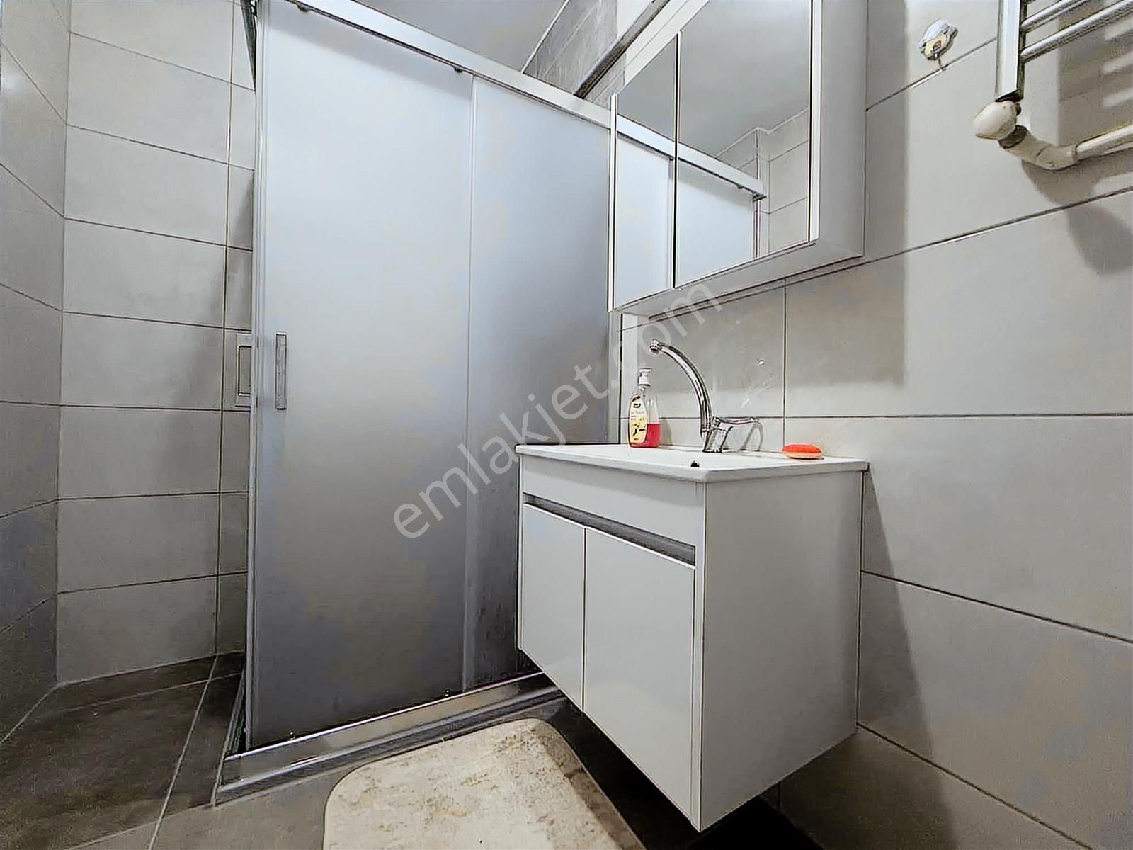 Ana Caddeye Yürüme Mesafesinde Çamlıca Manzaralı 100 M² Daire - Görsel 14