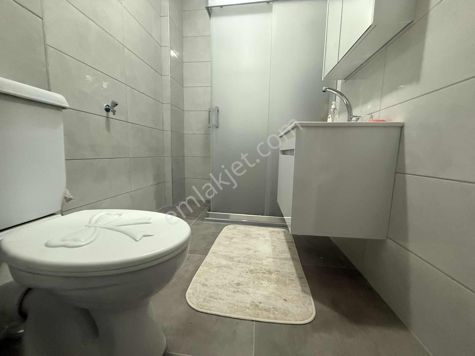 Ana Caddeye Yürüme Mesafesinde Çamlıca Manzaralı 100 M² Daire - Görsel 13