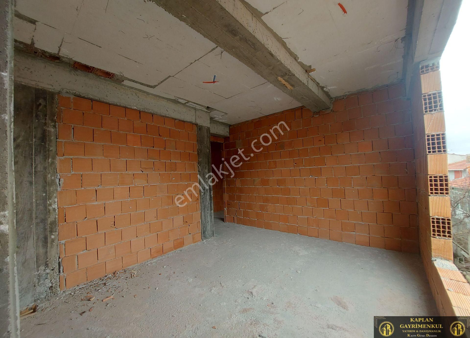 Kaplan Gayrimenkul’den Emek Mah. Ali Fuat Güven İlköğretim Okulu Yakını 2+0 55 M² Satılık Daire - Görsel 3