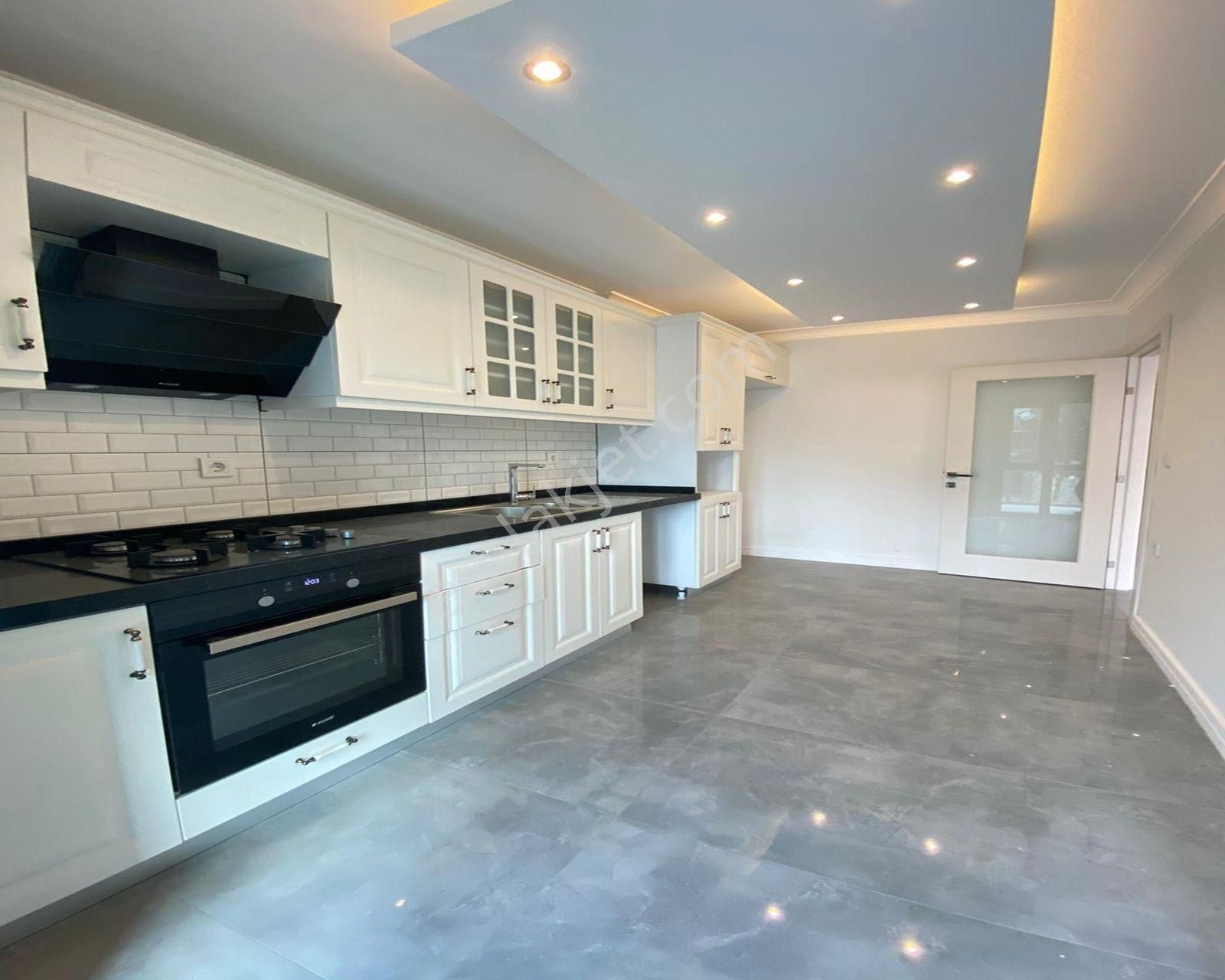 Beylikdüzü Cumhuriyet Mahallesi Gezgen İnşaat'tan 2+1 Satılık Daire - Görsel 26