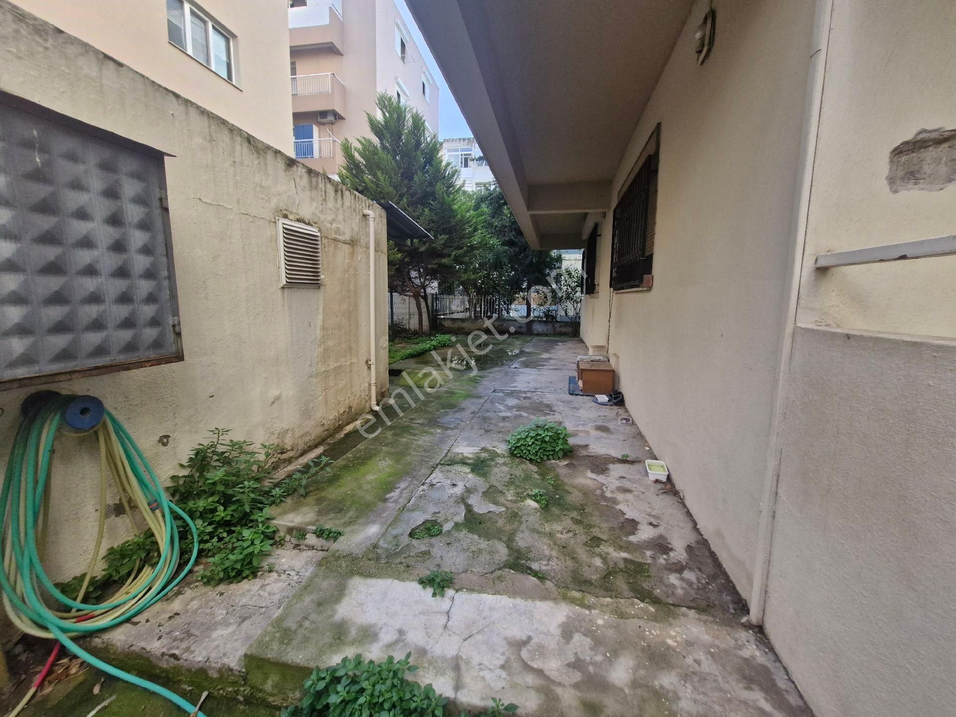 Bostanlıda Sahile Yakın Yatırımlık 3+1 Yüksek Zemin Kentsel Dönüşümlük Mkd Emlak - Görsel 14