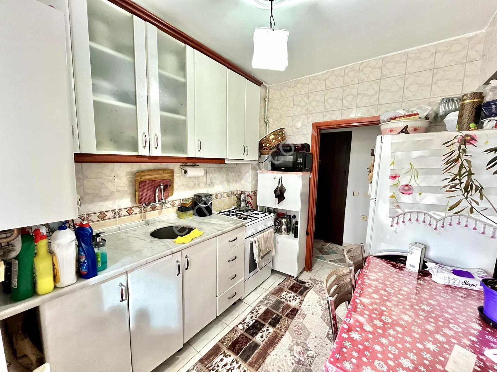 Avantaj'dan Şok!! Küçük Kayaş'ta Cadde Dibi Ara Katta 3+1 Dairee - Görsel 13