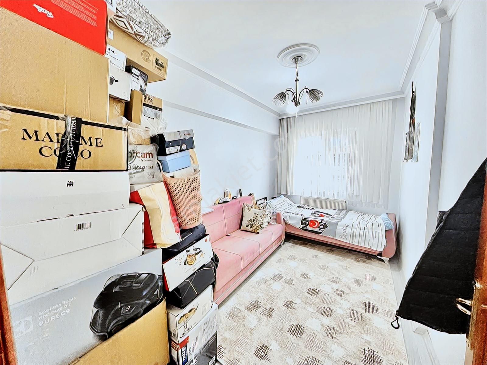 Avantaj'dan Şok!! Küçük Kayaş'ta Cadde Dibi Ara Katta 3+1 Dairee - Görsel 17