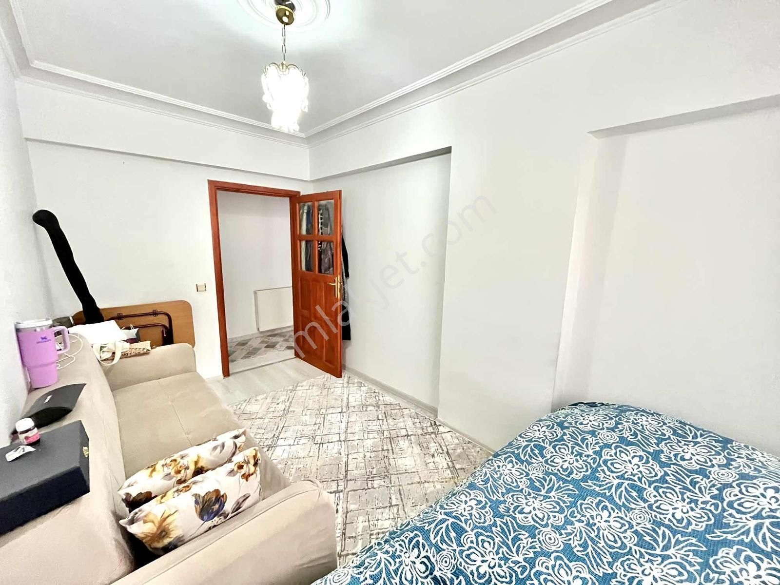 Avantaj'dan Şok!! Küçük Kayaş'ta Cadde Dibi Ara Katta 3+1 Dairee - Görsel 15