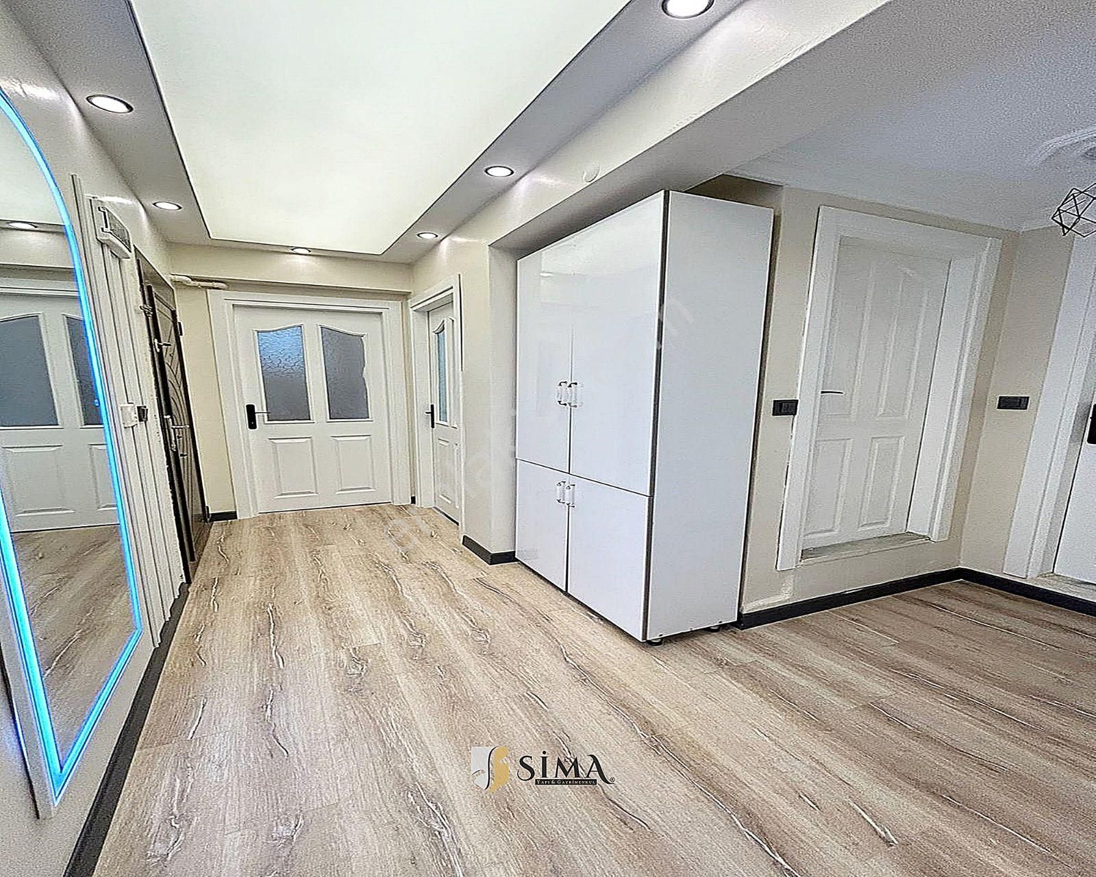 Metrobüse Yakın Krediye Uygun İskanlı Bahçe Kullanımlı Dekorlu 2+1 Satılık Daire - Görsel 10