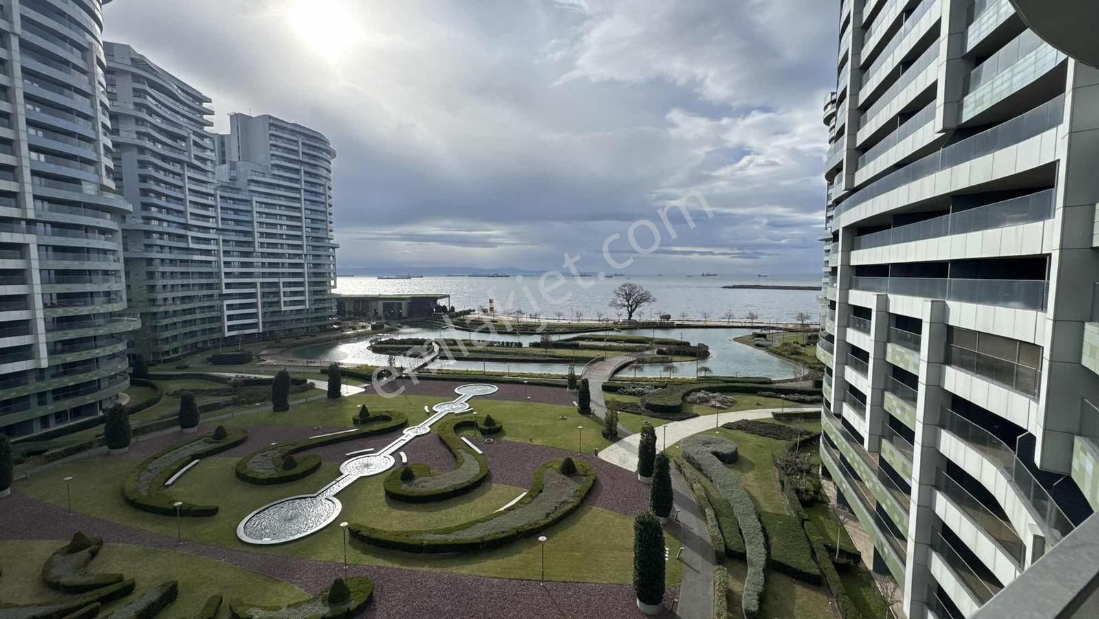 Seapearl Ataköyde Deniz Manzaralı, Eşyalı 2+1 Kiralık Daire