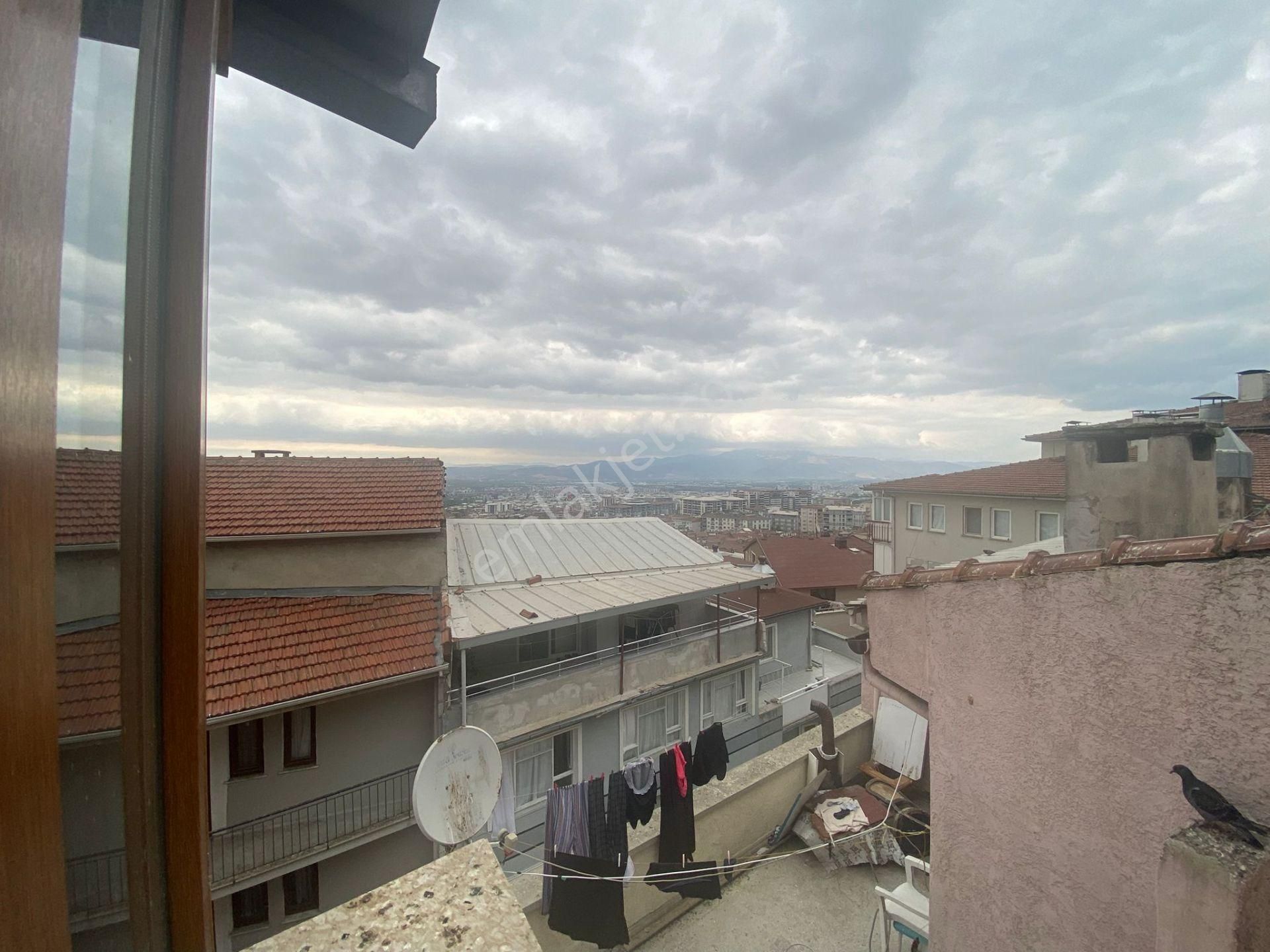 Bursa Yıldırım Emirsultanda 3+1 160m2 2.kat 18 Yıllık Dublex Daire - Görsel 33