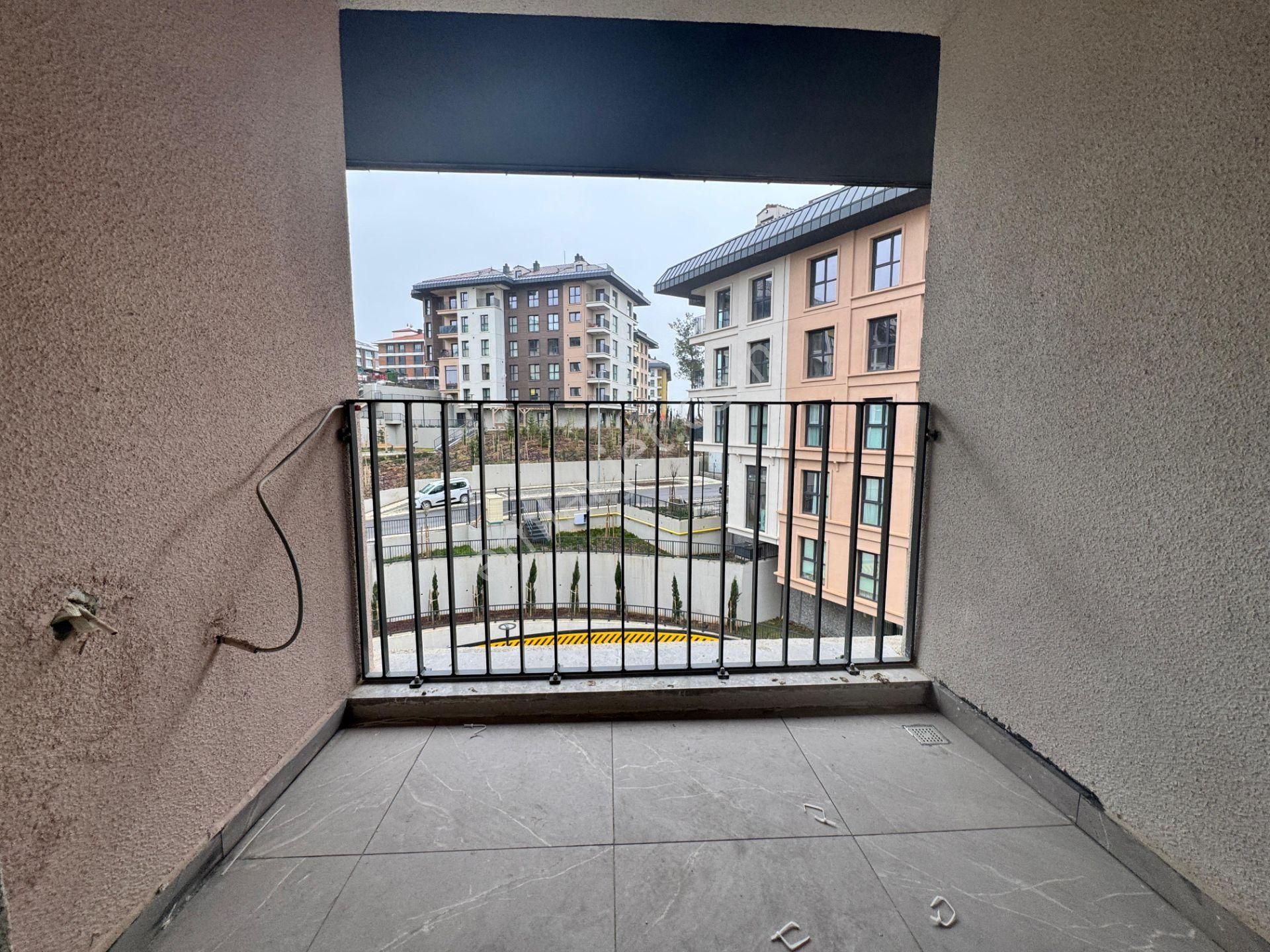 Remax Anı 'dan Yeni Çamlıca Konutları 'nda Kiralık 2+1 Dubleks Daire - Görsel 7