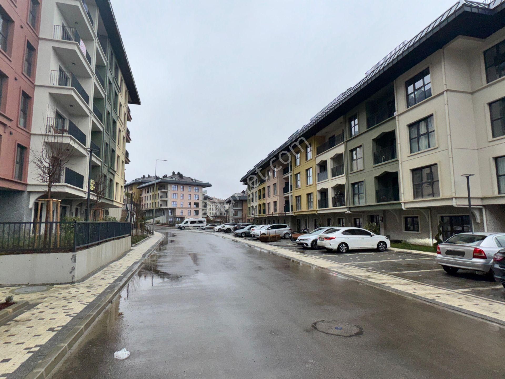 Remax Anı 'dan Yeni Çamlıca Konutları 'nda Kiralık 2+1 Dubleks Daire - Görsel 30