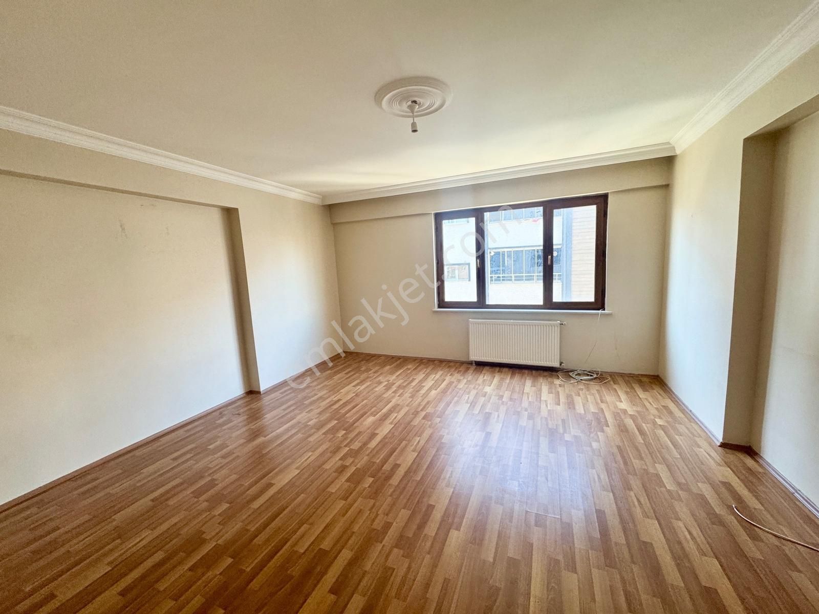 Kemalettin Muhtarlığı Karşısında 3+1 150m2 Kapalı Balkonlu