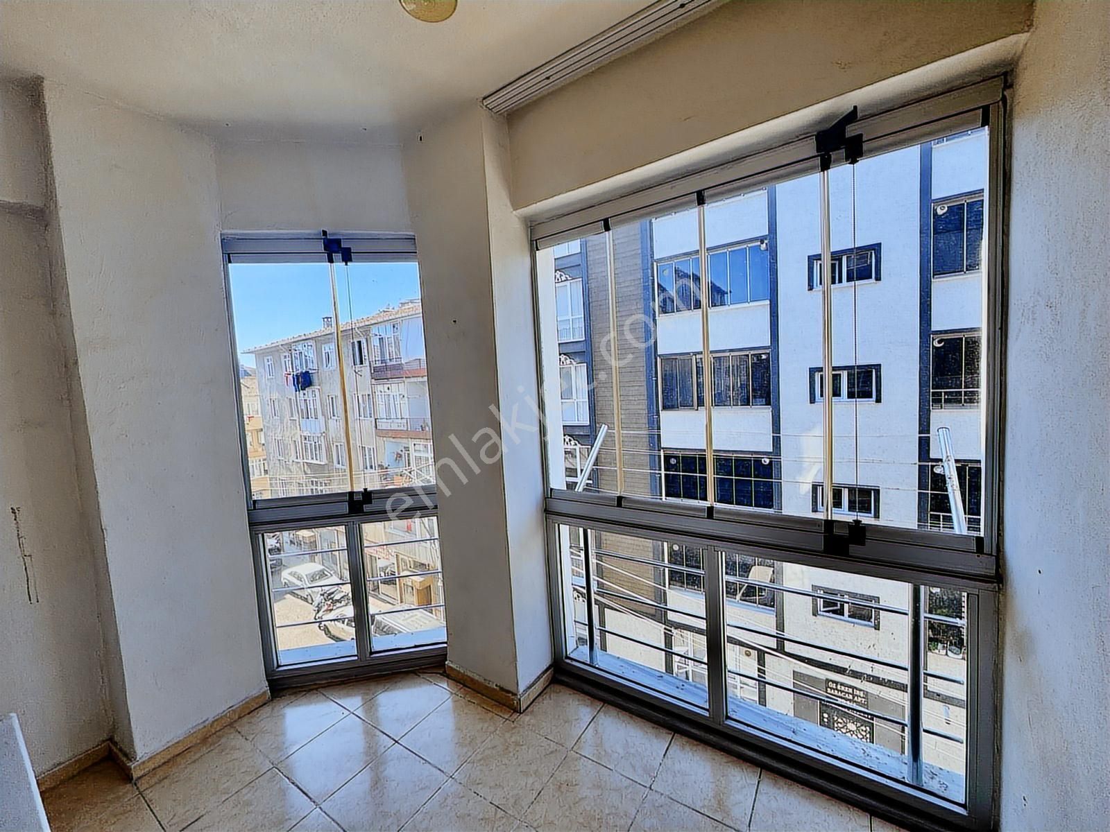 Kemalettin Muhtarlığı Karşısında 3+1 150m2 Kapalı Balkonlu - Görsel 8