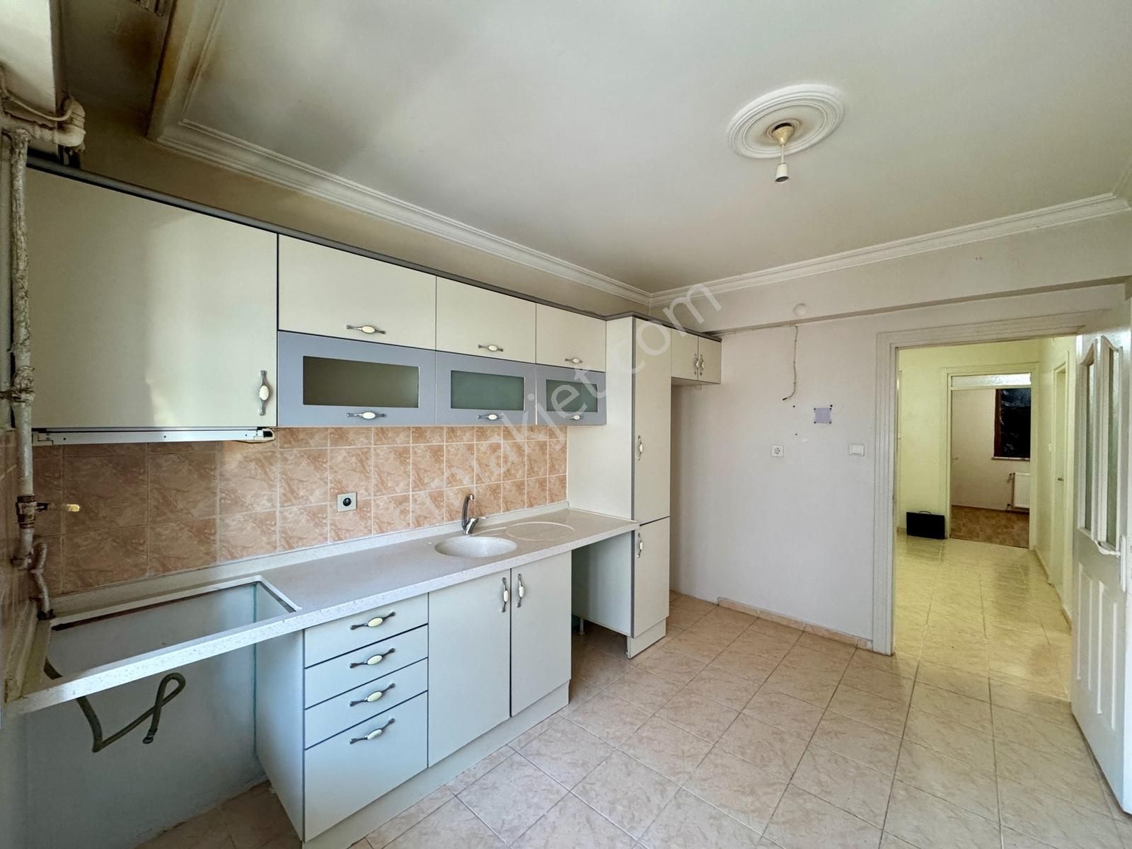 Kemalettin Muhtarlığı Karşısında 3+1 150m2 Kapalı Balkonlu - Görsel 15