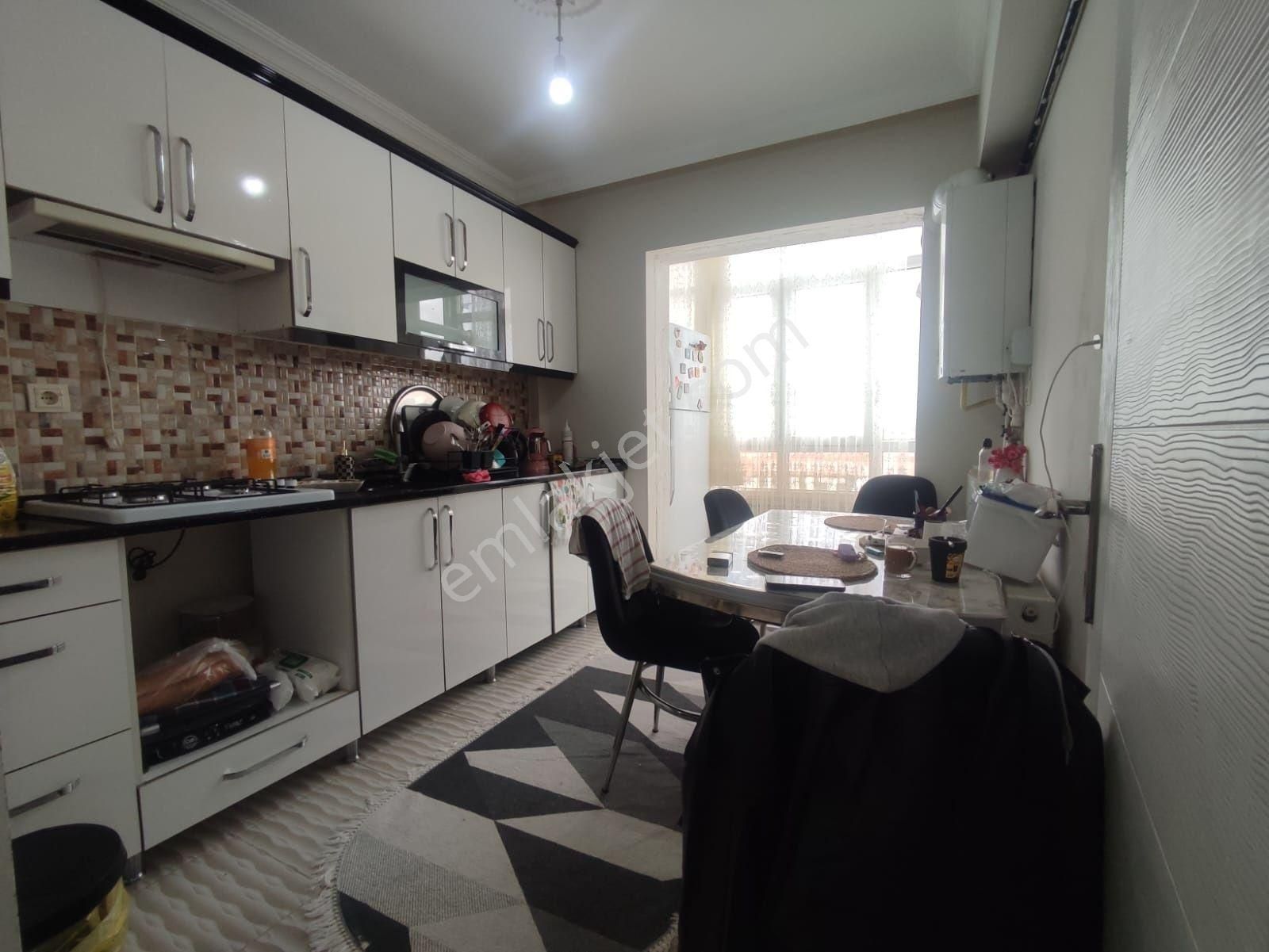 Sincan Tandoğan Mah.'de Satılık 3+1 Ara Katta Genç Daire - Görsel 6