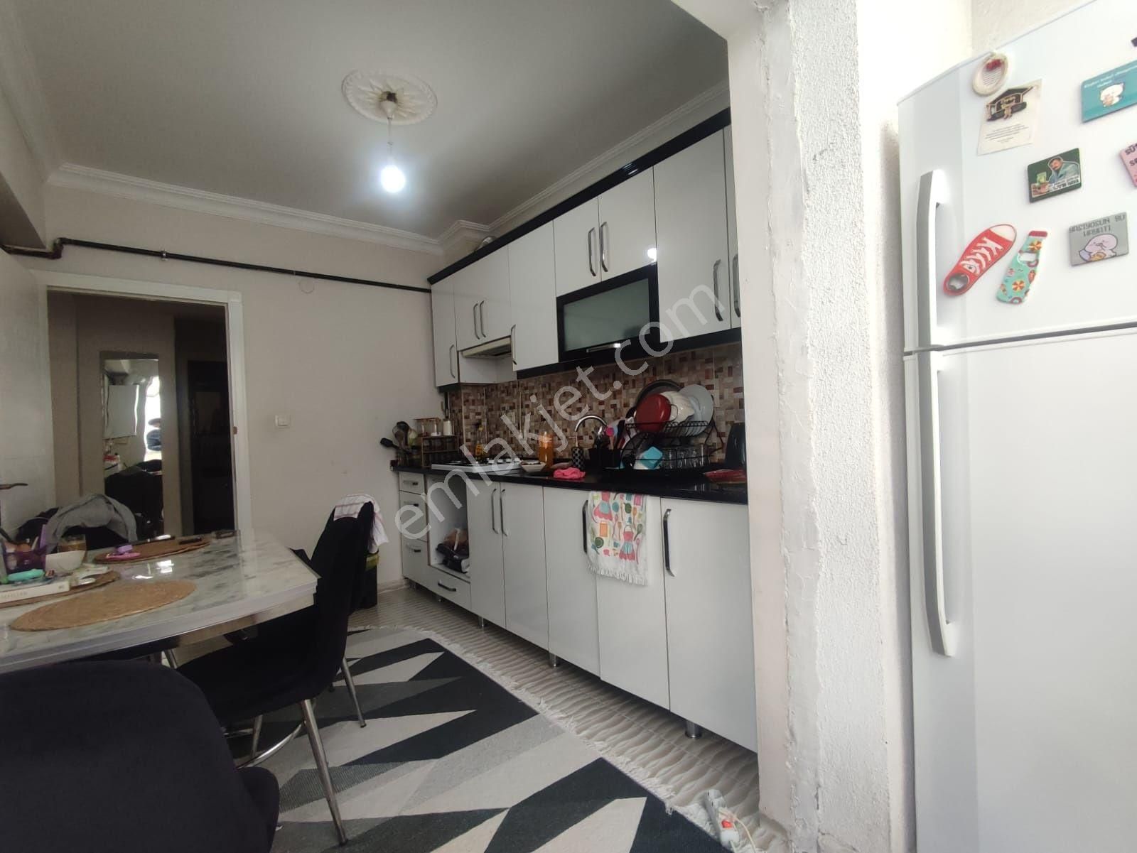 Sincan Tandoğan Mah.'de Satılık 3+1 Ara Katta Genç Daire - Görsel 2