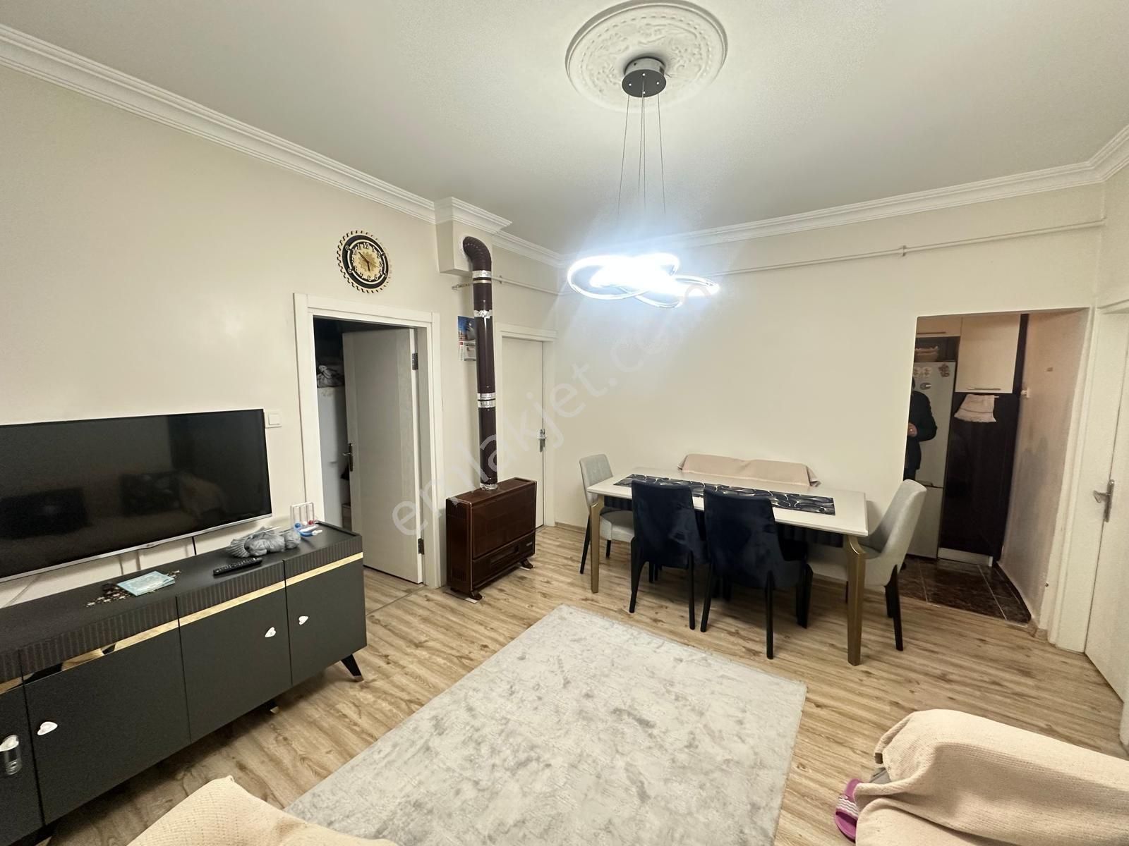 Loft'tan Kemalpaşa'da Satılık Yüksek Hisseli 3+1 Ara Kat Masrafsız Daire. - Görsel 6