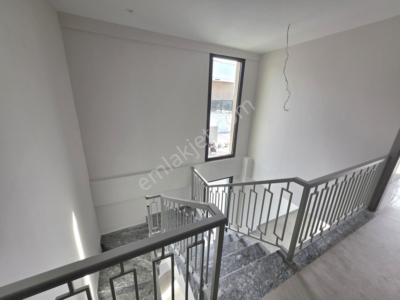 Fırsat Kuşadasın'da Sıfır Oturuma Hazır Müstakil 4+1 Villa - Görsel 27