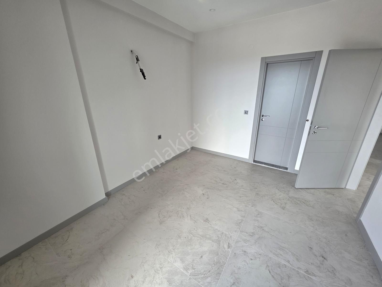 Fırsat Kuşadasın'da Sıfır Oturuma Hazır Müstakil 4+1 Villa - Görsel 34