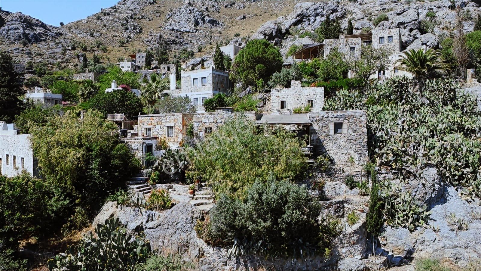 Gümüşlük Eski Karakaya'da, Deniz Manzaralı, Oturuma Hazır Taş Ev - Görsel 16