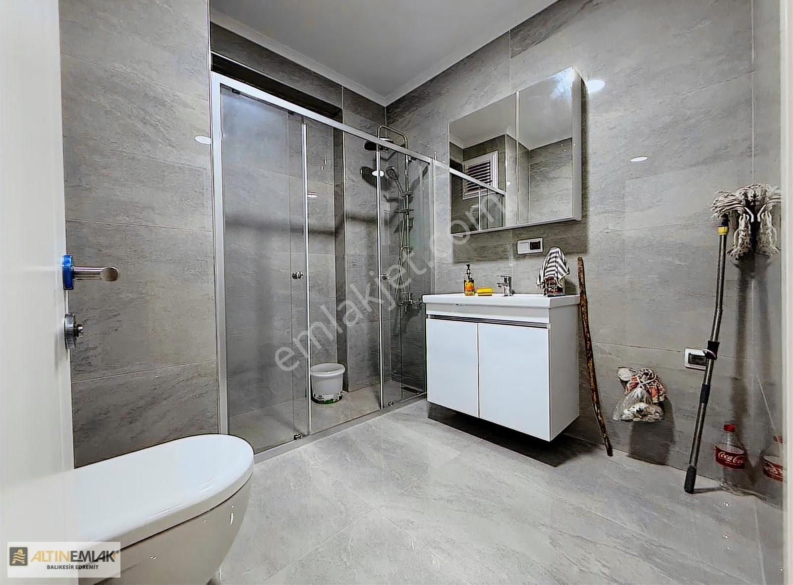 Altınkumda Yeni Binada 2+1 Ebeveyn Banyolu - Görsel 3