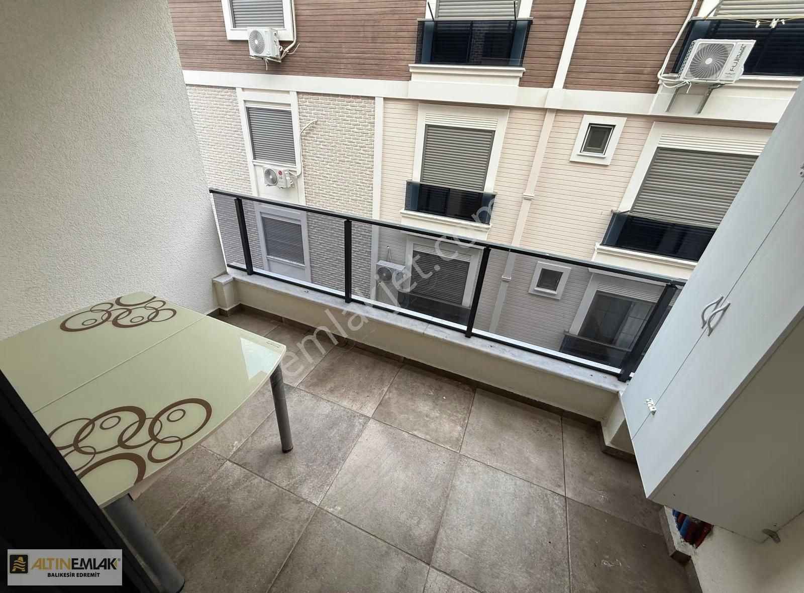 Altınkumda Yeni Binada 2+1 Ebeveyn Banyolu - Görsel 2