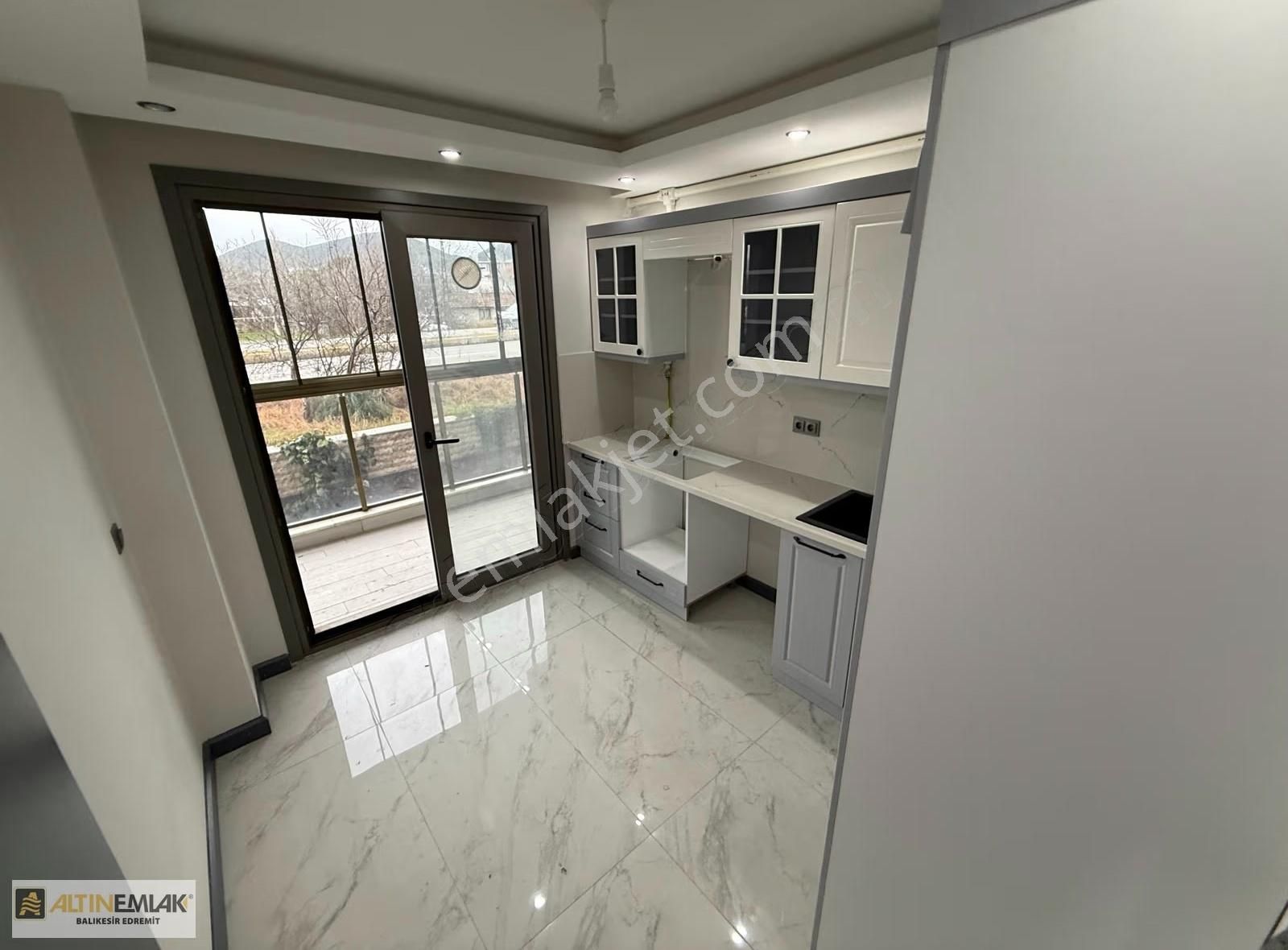 İskele Mah | Bahçeli | Ayrı Mutfak | Yerden Isıtmalı | Yeni Bina - Görsel 6