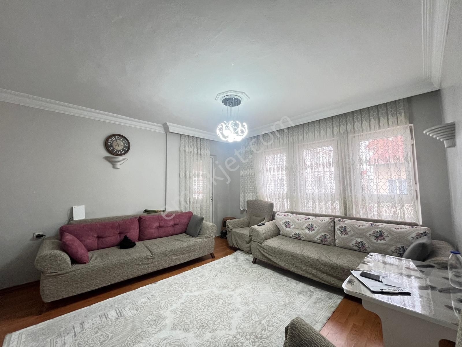 Koza Emlak'tan Akşemsettin Mahalesinde Ara Katta Köşe Bina Da 3+1 Full Yapılı Satılık Dairee - Görsel 11