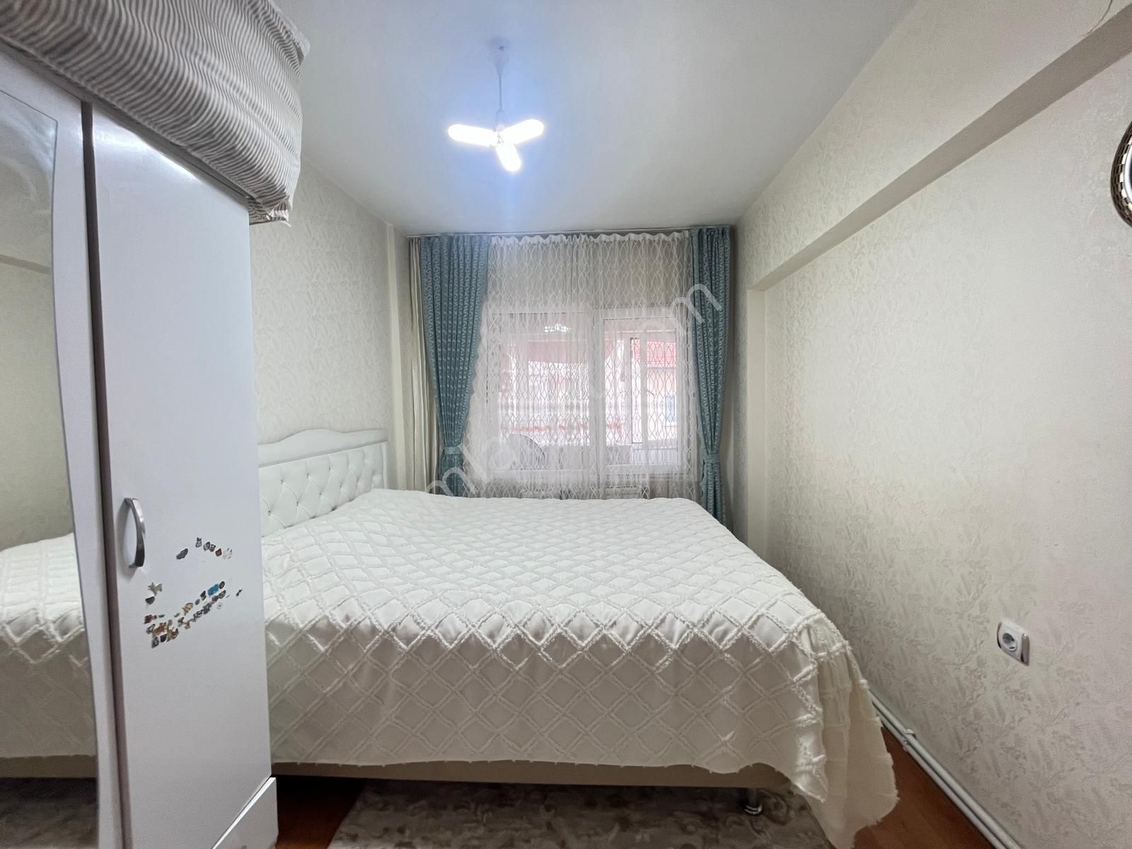 Koza Emlak'tan Akşemsettin Mahalesinde Ara Katta Köşe Bina Da 3+1 Full Yapılı Satılık Dairee - Görsel 17