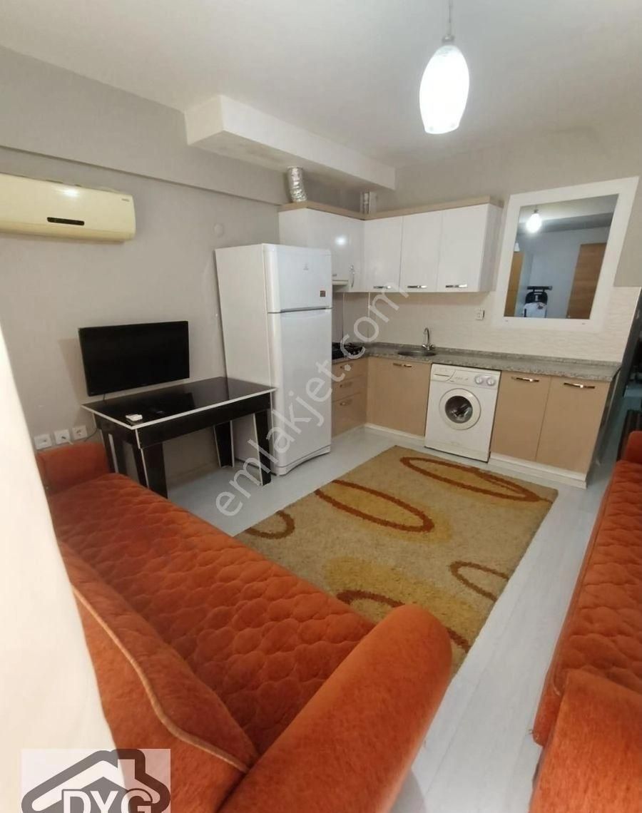 Krediye Uygun 1+1 Eşyalı Satılık Daire