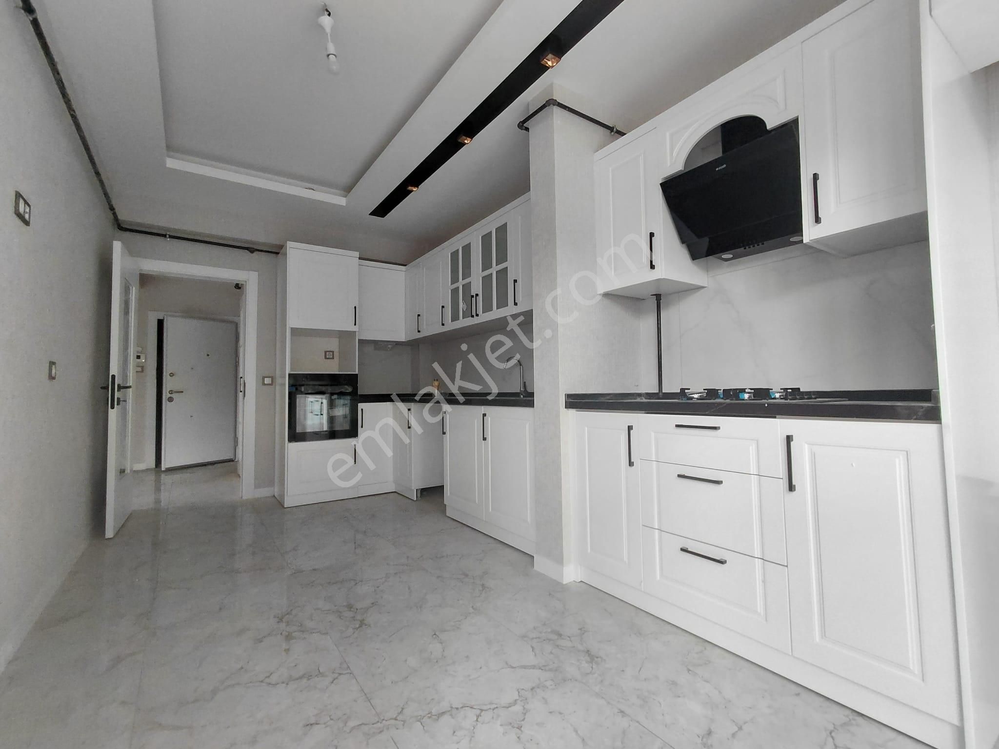 Emrah Çiftci'den Selçuklu Sancak Mahallesi Veysel Karani Caddesi Yanı Satılık 2+1 Lüks Daire - Görsel 3