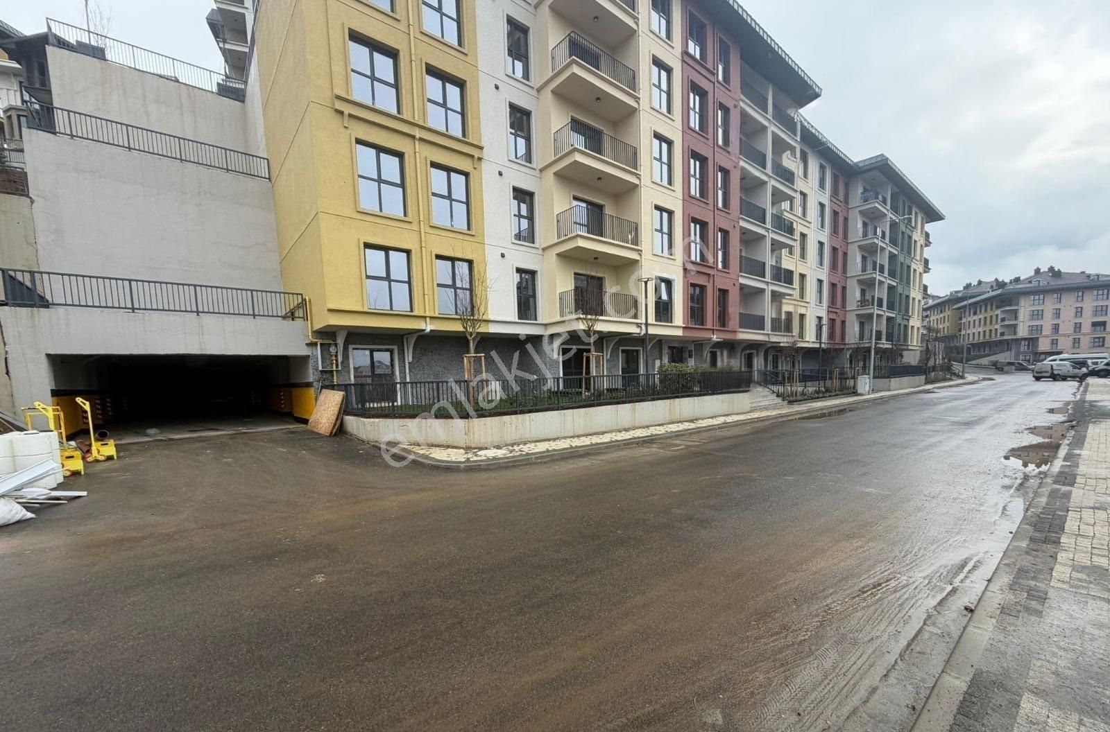 Remax Anı 'dan Yeni Çamlıca Konutları 'nda Kiralık 2+1 Daire - Görsel 28