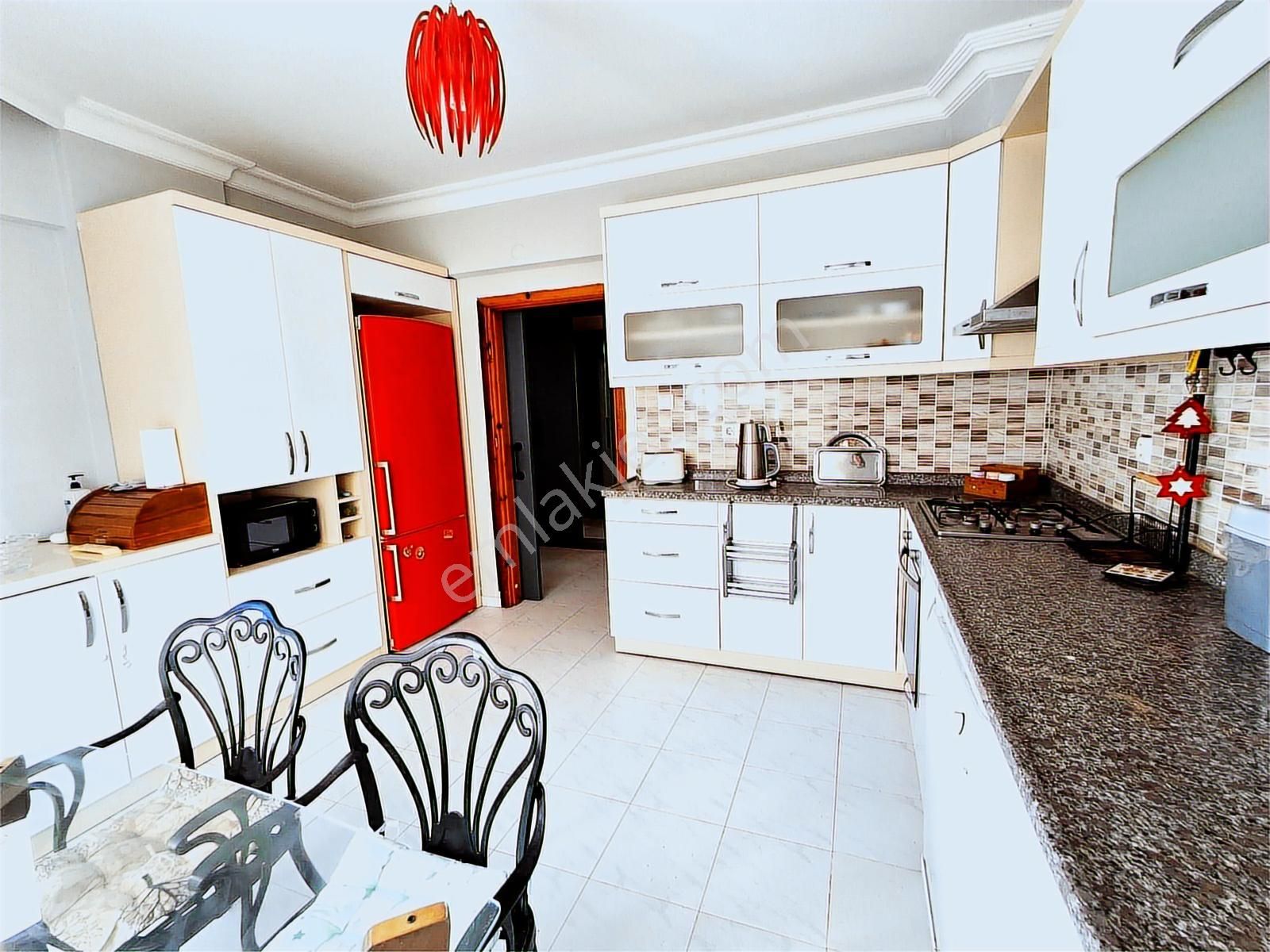 Mobilyalı Kiralık, Nezih Semtte, Ferah, Doğalgazlı Daire - Görsel 3