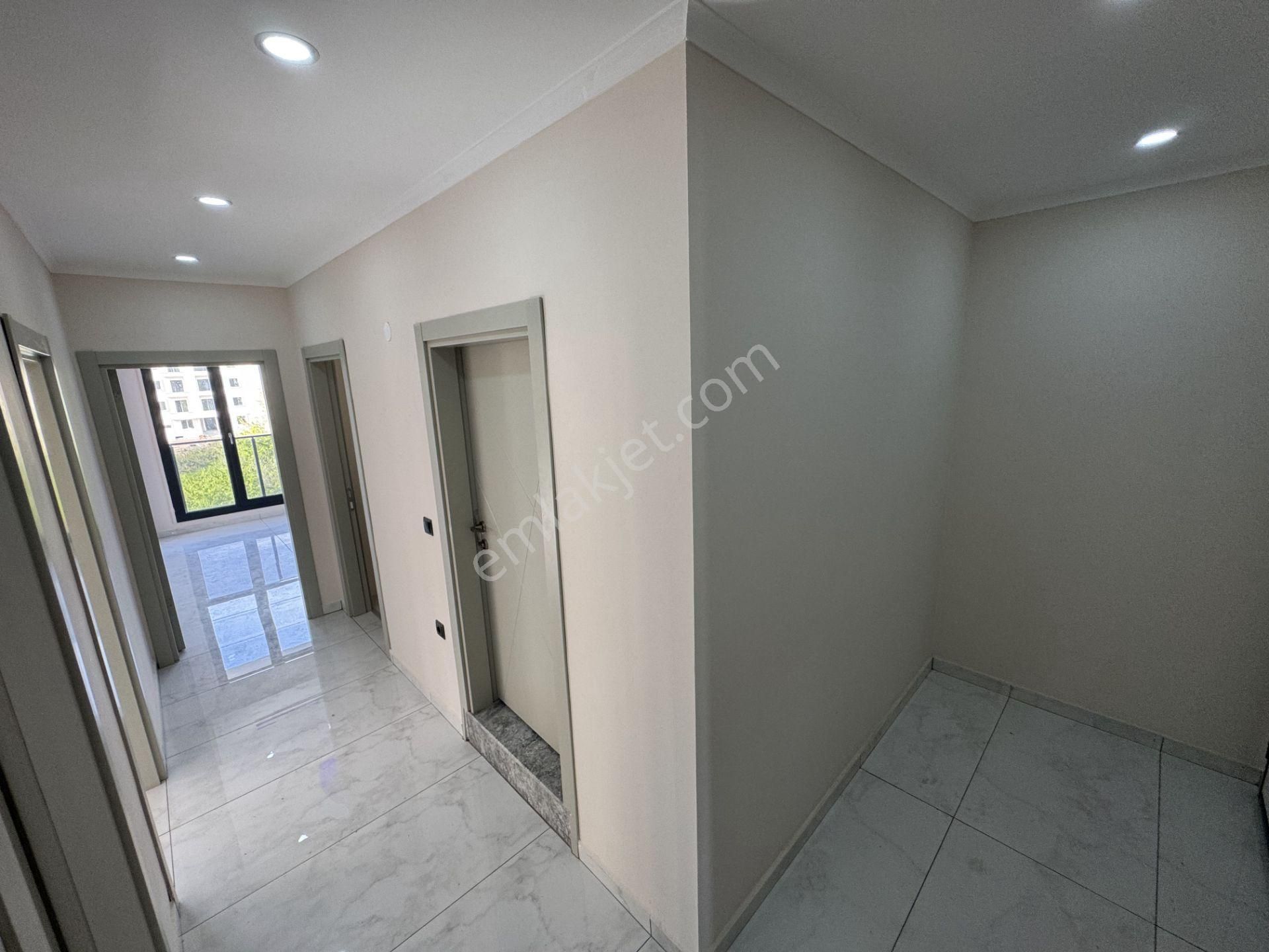 Berkay Demirel'den Altınkumda Sıfır Doğalgazlı Ayrı Mutfak 2+1 - Görsel 8