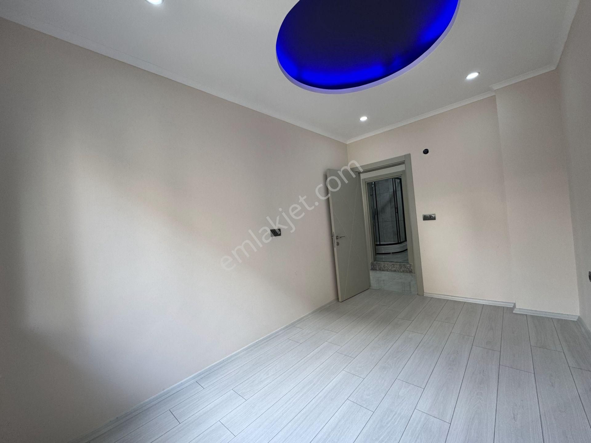 Berkay Demirel'den Altınkumda Sıfır Doğalgazlı Ayrı Mutfak 2+1 - Görsel 31