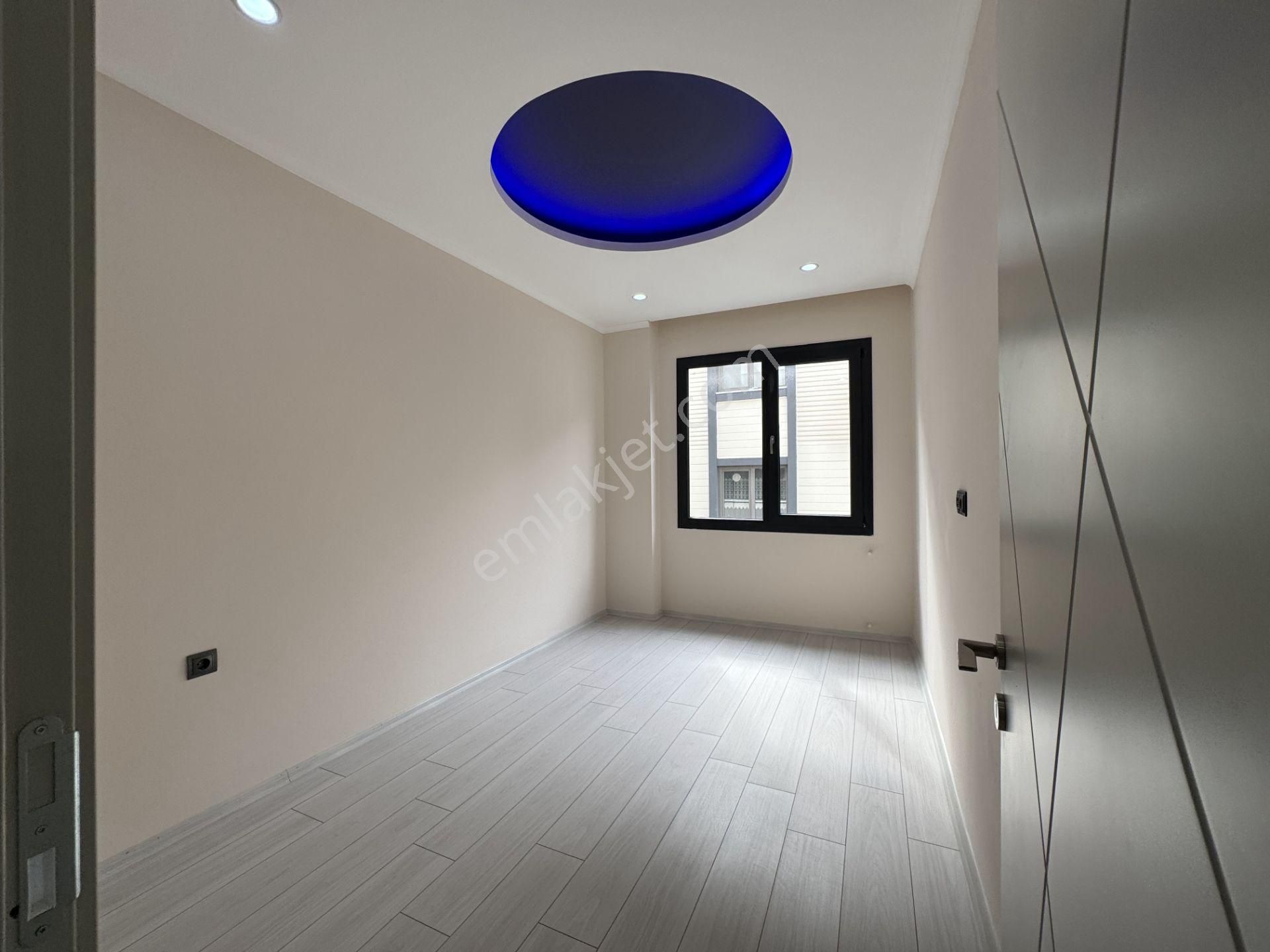 Berkay Demirel'den Altınkumda Sıfır Doğalgazlı Ayrı Mutfak 2+1 - Görsel 32