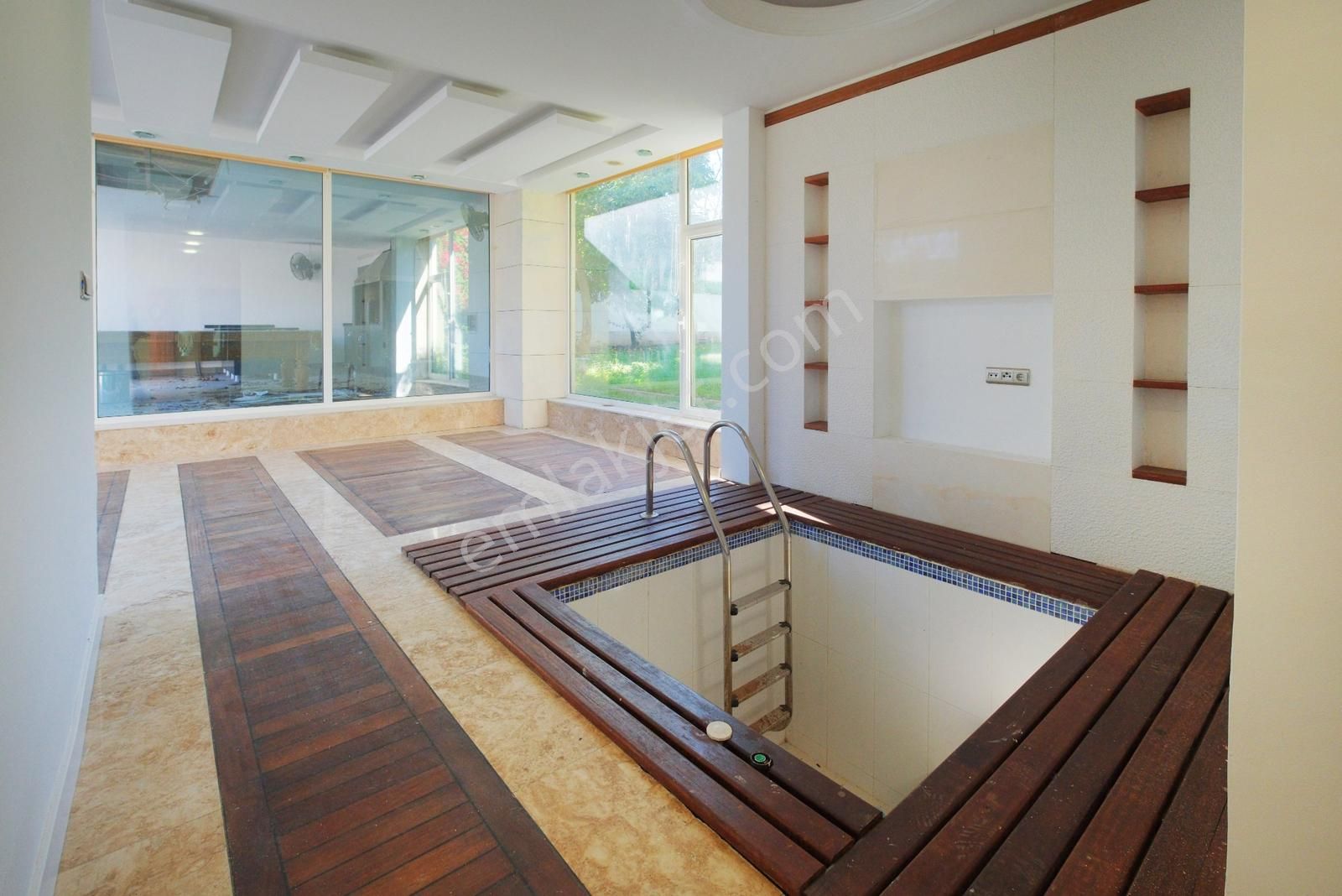 Kemer, Çok İyi Konumda, Eşsiz Mimarili, Tam Müstakil Lüks Villa - Görsel 12