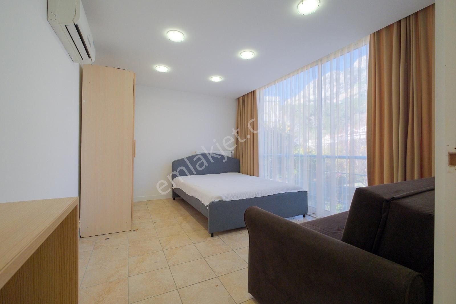 Kemer, Çok İyi Konumda, Eşsiz Mimarili, Tam Müstakil Lüks Villa - Görsel 31