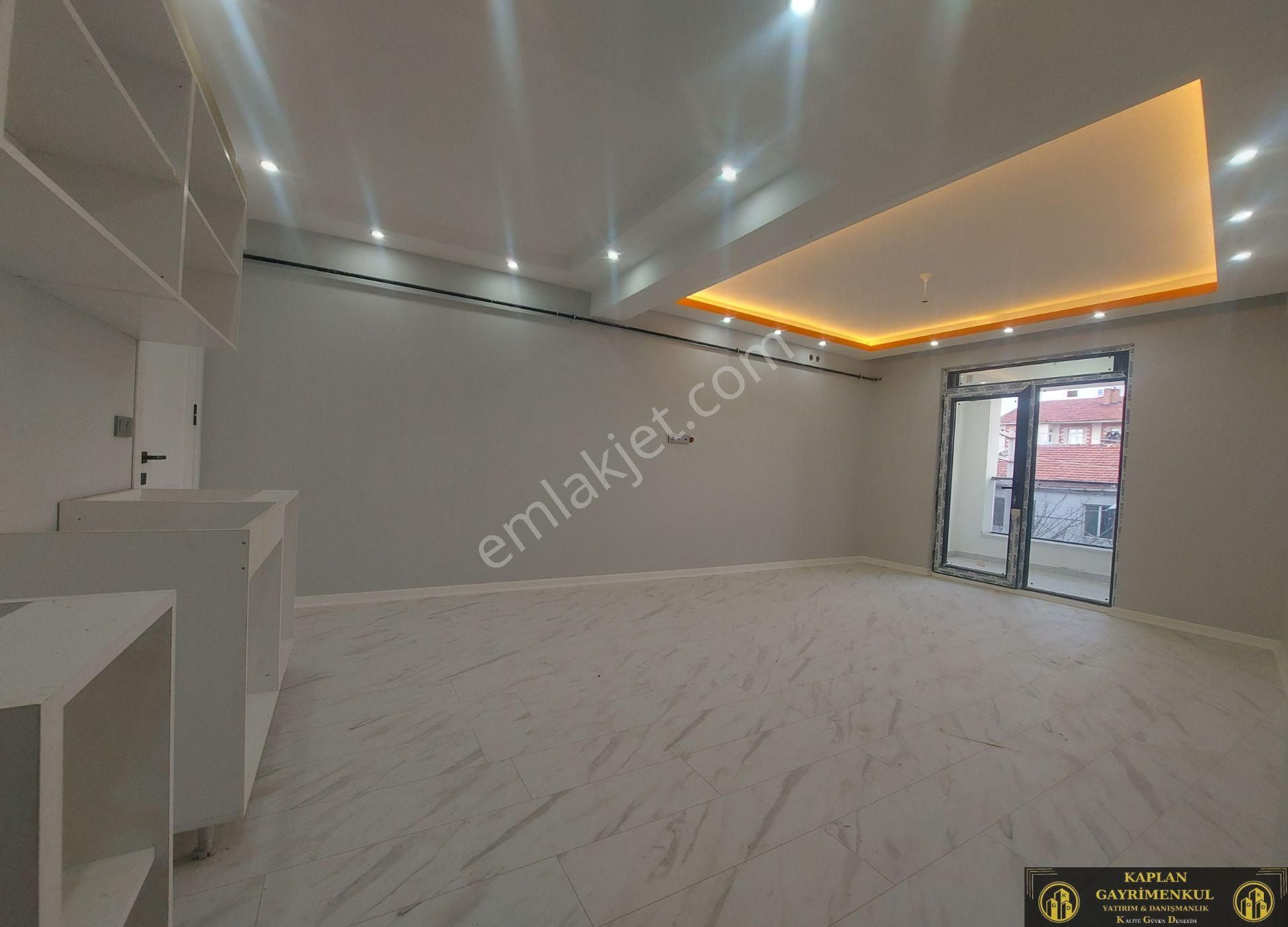 Kaplan Gayrimenkul’den 71 Evler Mh Candanel Cd Ve Semt Pazarı Yakını 3+1 180m² Satılık Dubleks Daire - Görsel 3