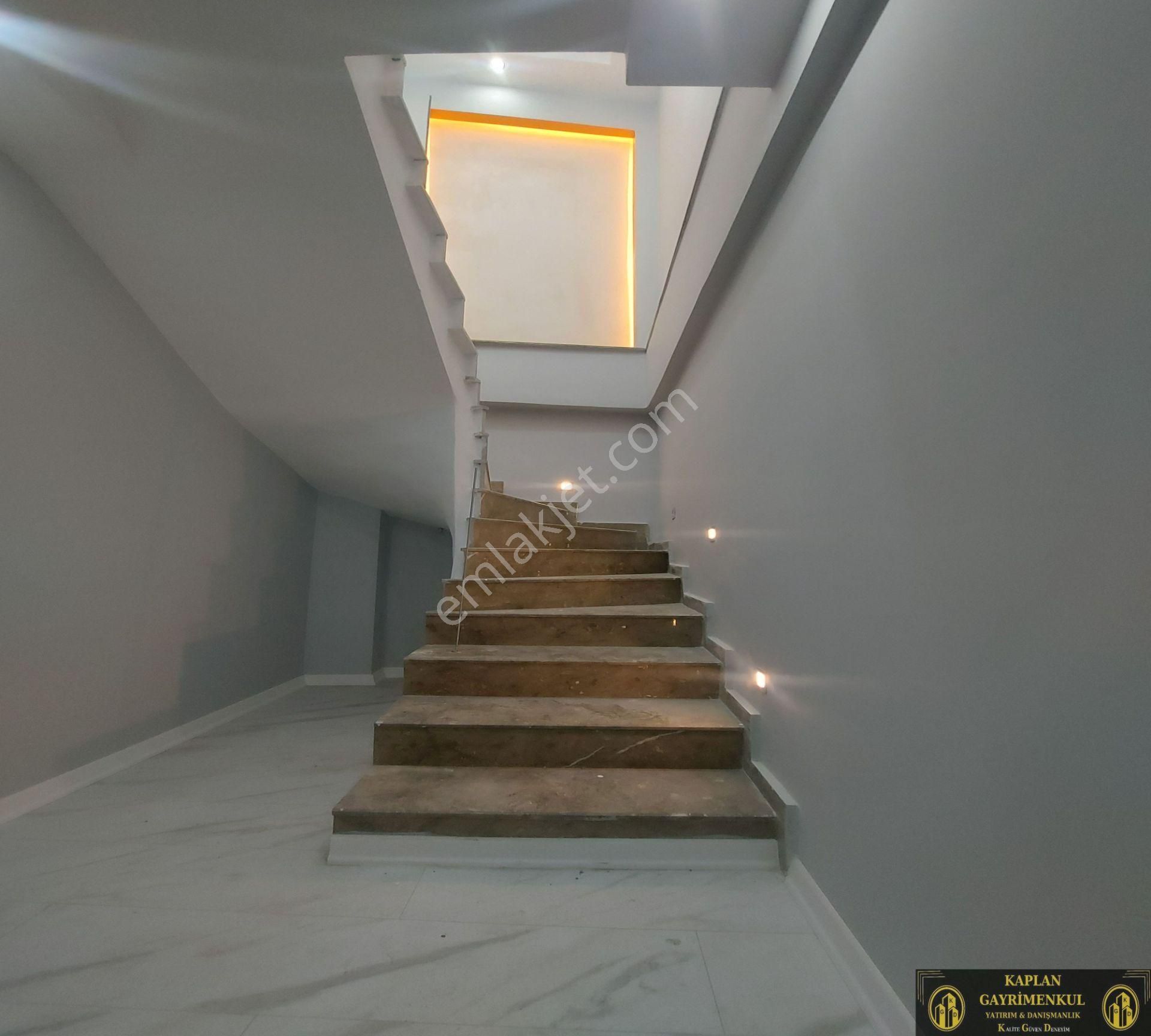Kaplan Gayrimenkul’den 71 Evler Mh Candanel Cd Ve Semt Pazarı Yakını 3+1 180m² Satılık Dubleks Daire - Görsel 8