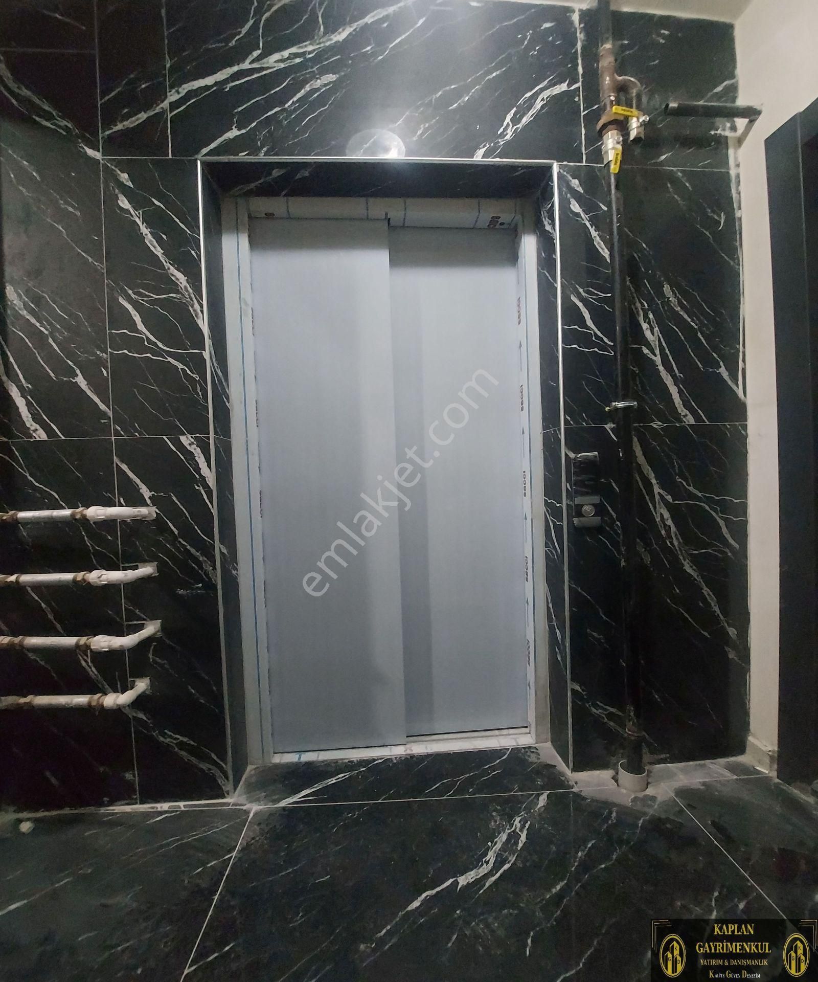 Kaplan Gayrimenkul’den 71 Evler Mh Candanel Cd Ve Semt Pazarı Yakını 3+1 180m² Satılık Dubleks Daire - Görsel 31