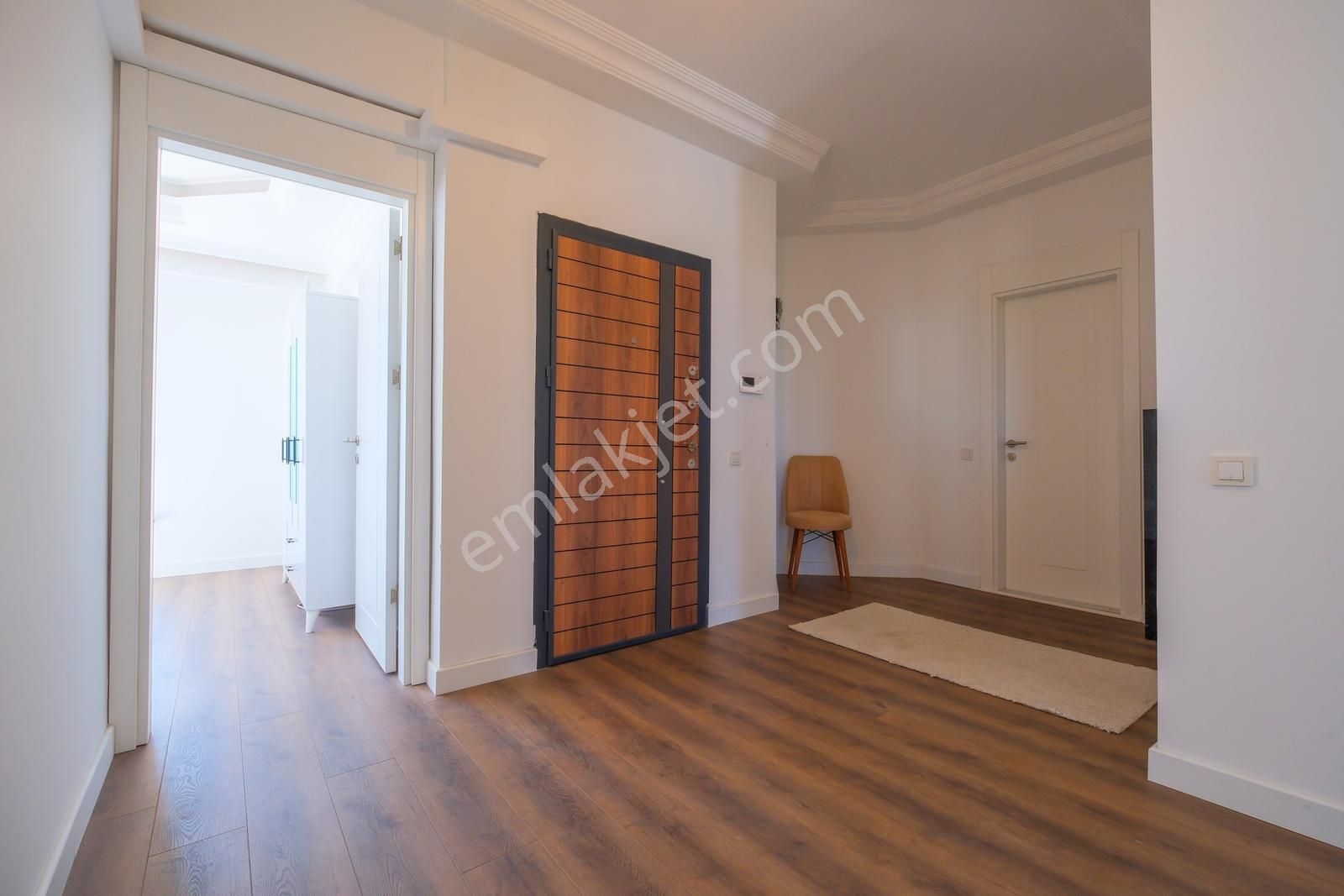 Deniz Manzaralı, Mükemmel Konumda, Eşyalı, 3+1 Şık Daire - Görsel 17