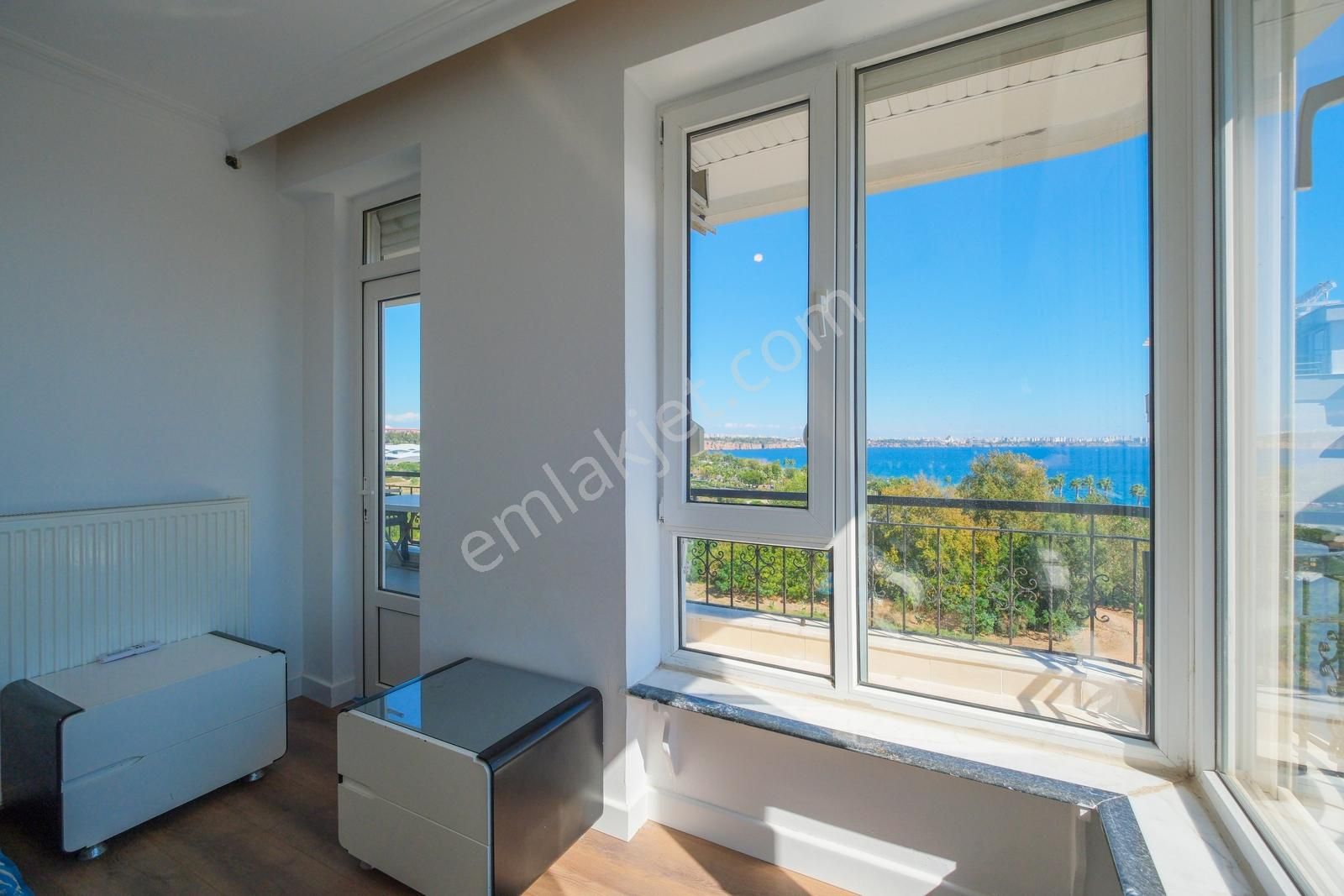 Deniz Manzaralı, Mükemmel Konumda, Eşyalı, 3+1 Şık Daire - Görsel 6