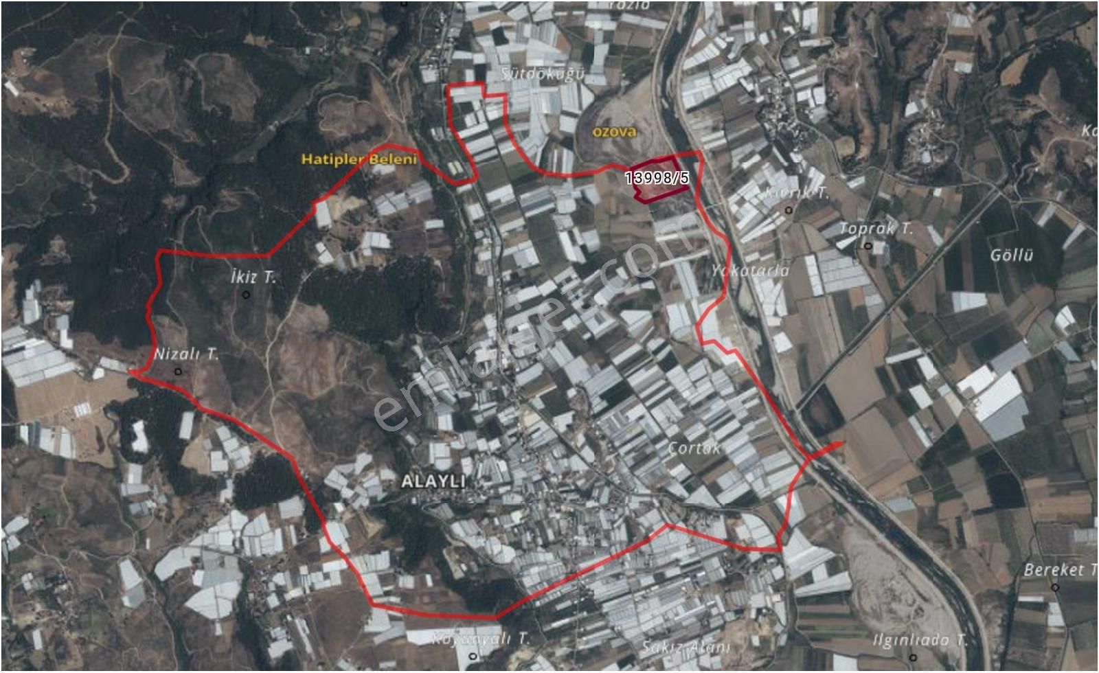 Aksu Alaylı'da 7000 M2 Hisseli Tarla