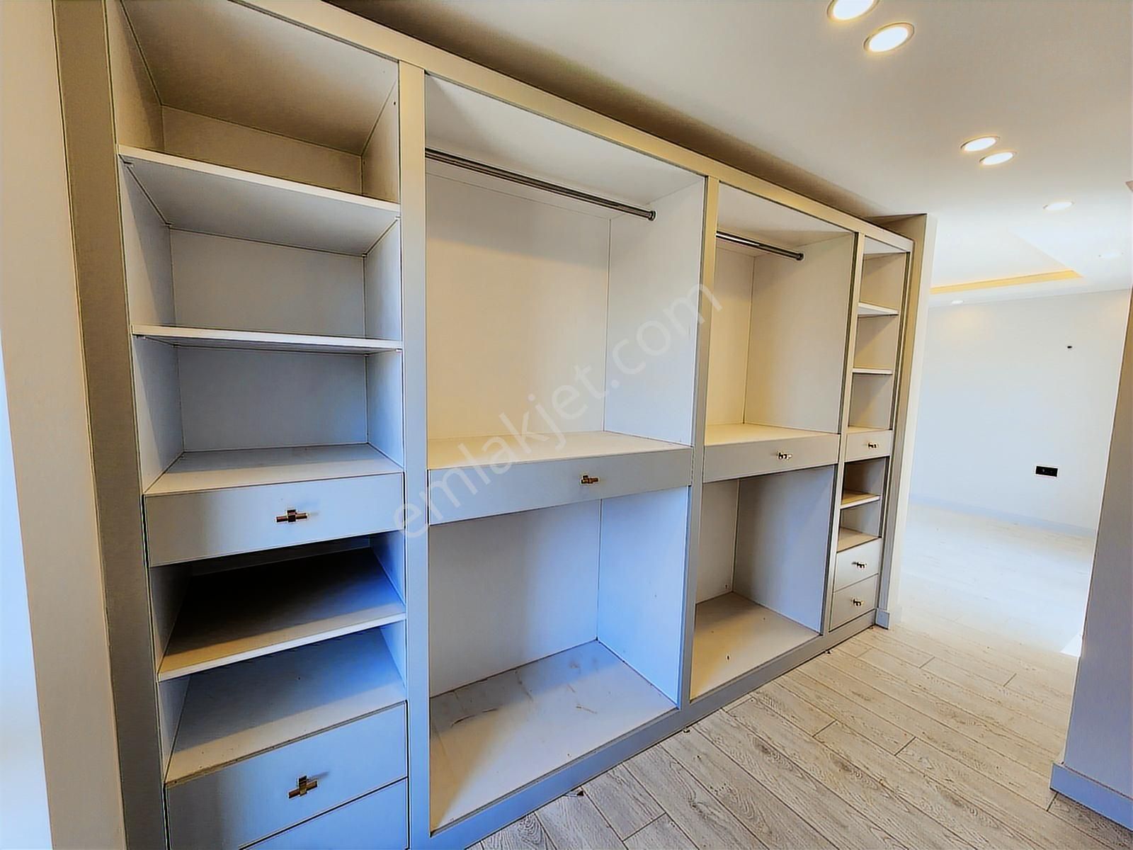 4+1,müstakil Kullanımlı Havuzlu, Bahçeli 250 M2 Lux İkiz Villa - Görsel 29