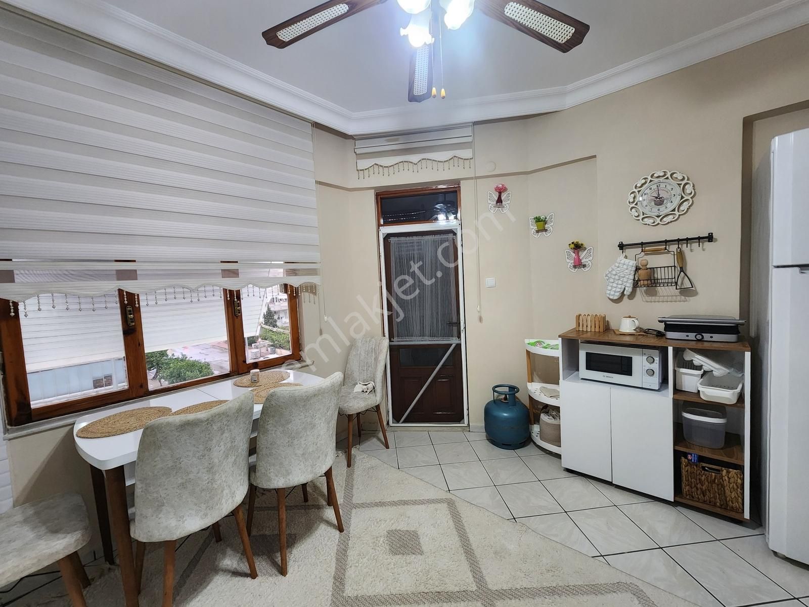 Şirinyalı'da 3. Katta Geniş 3+1 Gkb Cepheli 165 M2 Satılık Daire - Görsel 12