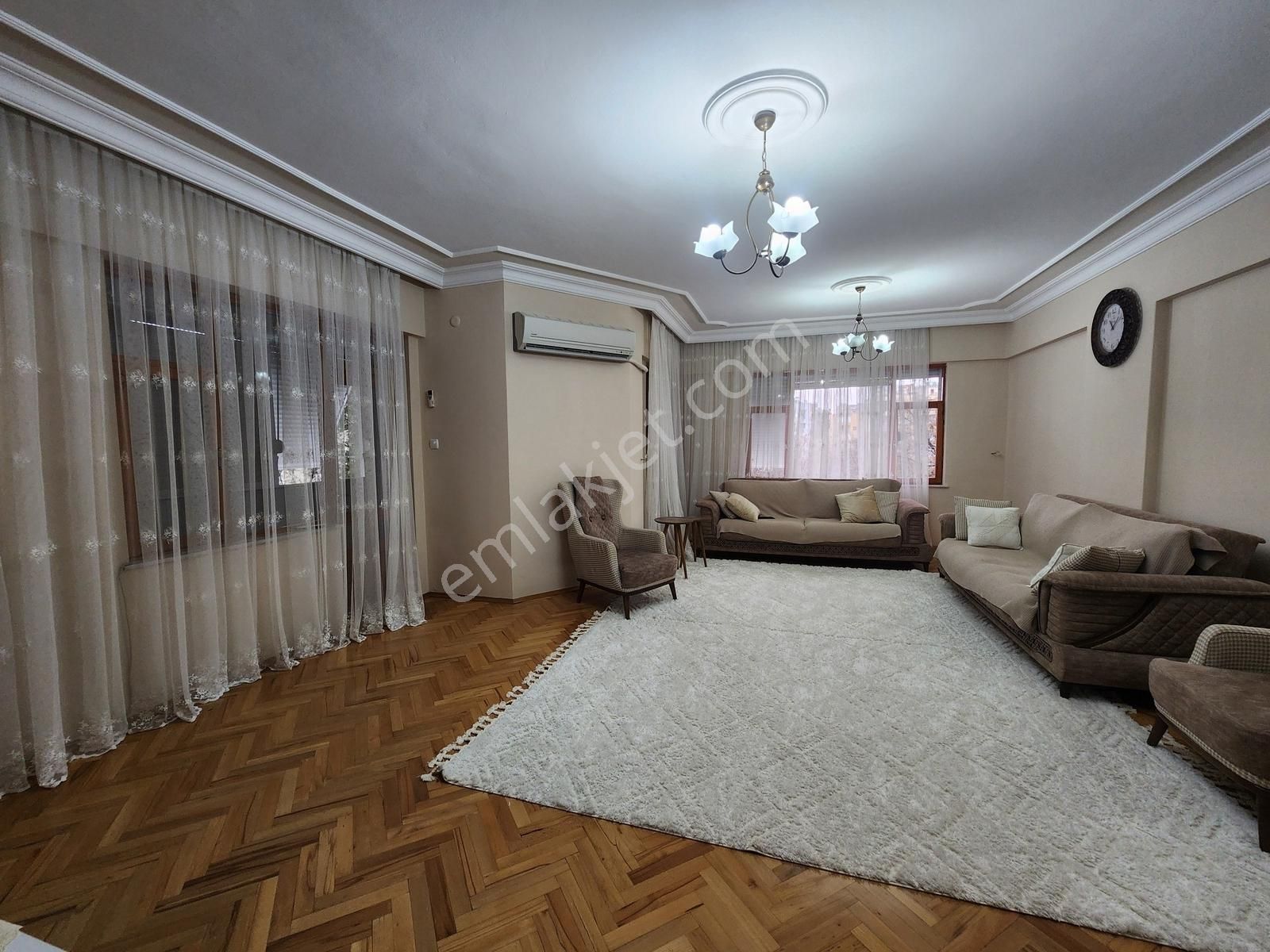 Şirinyalı'da 3. Katta Geniş 3+1 Gkb Cepheli 165 M2 Satılık Daire - Görsel 20