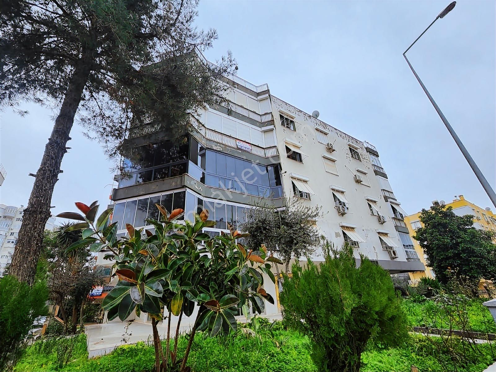 Şirinyalı'da 3. Katta Geniş 3+1 Gkb Cepheli 165 M2 Satılık Daire - Görsel 32