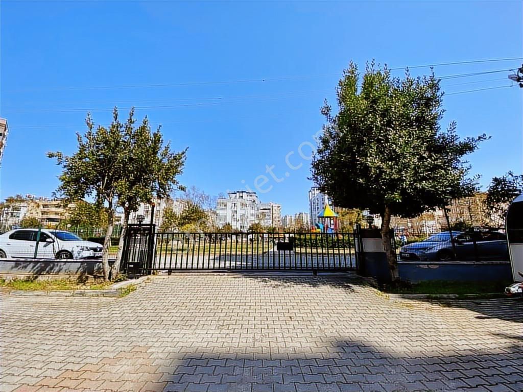 Yeşilbahçe'de 3+1 Satılık Ferah Daire - Görsel 28