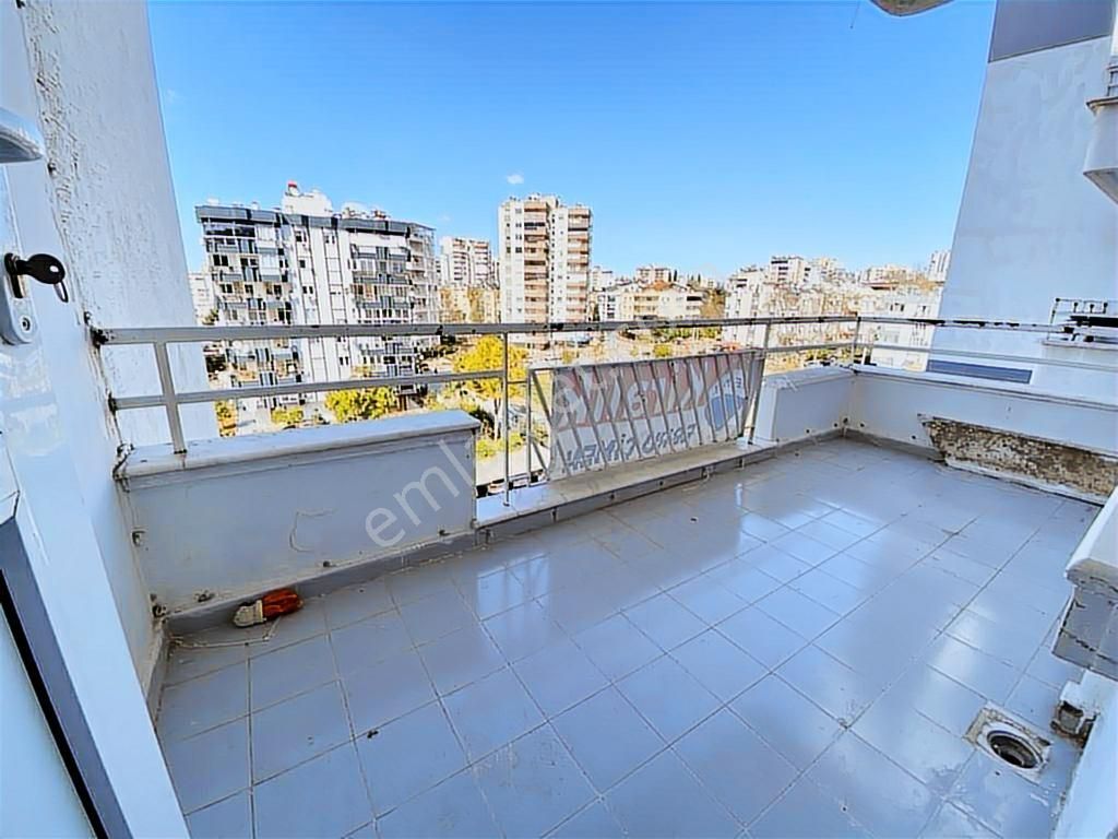 Yeşilbahçe'de 3+1 Satılık Ferah Daire - Görsel 25