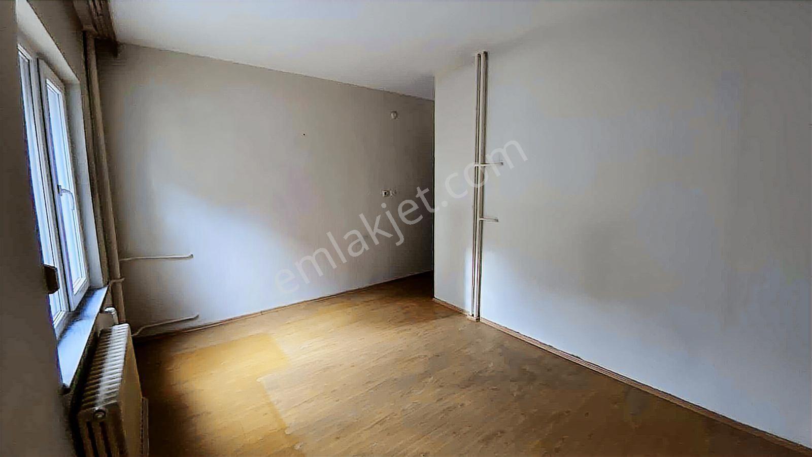 Yüzbaşılar Mahallesinde Merkezi Konumda Kiralık 3+1 Daire - Görsel 18