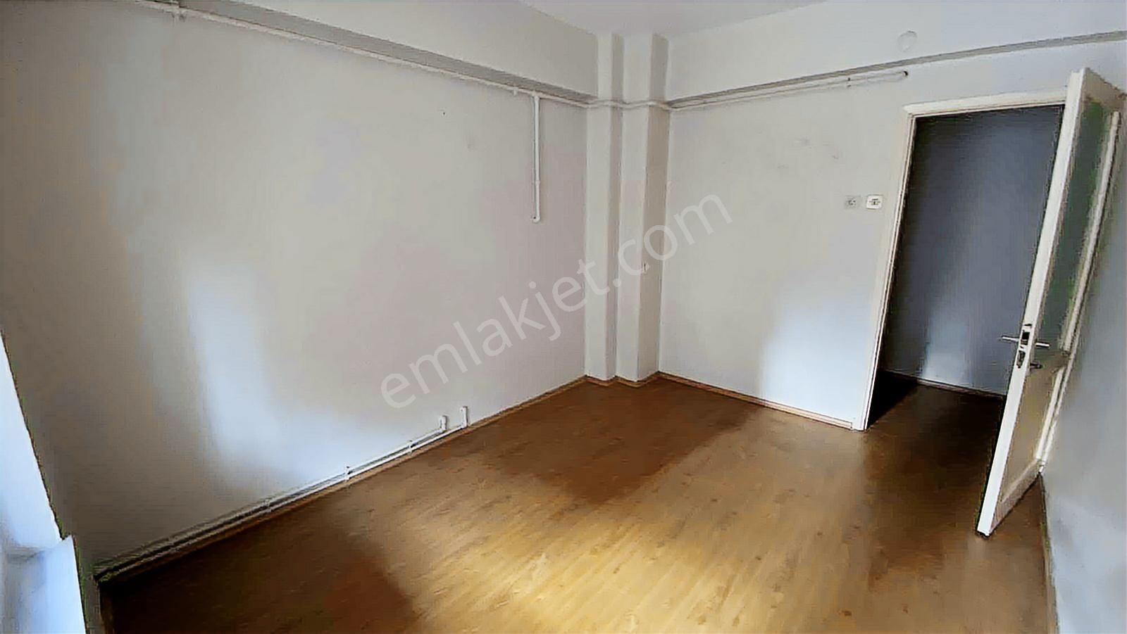 Yüzbaşılar Mahallesinde Merkezi Konumda Kiralık 3+1 Daire - Görsel 24